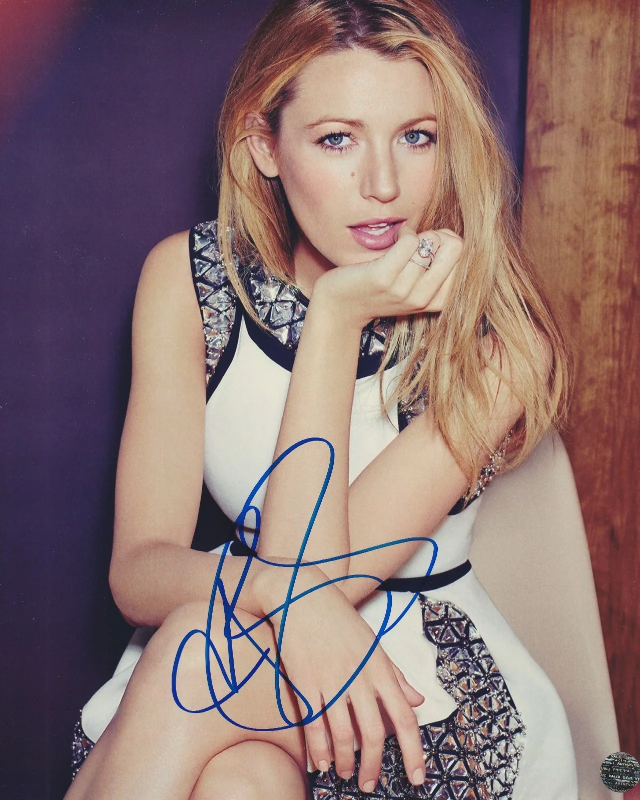 Blake Lively — Blake Lively Autographed The Shallows Sexy 8x10 Photo with COA/Matching Hologram