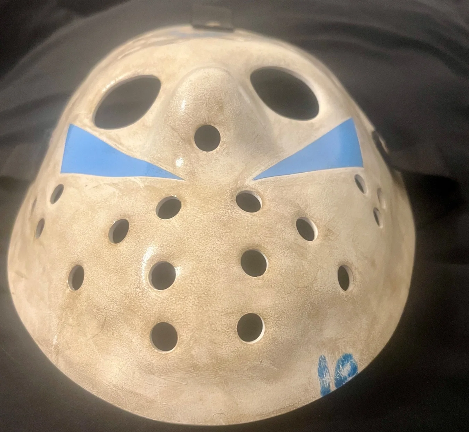 Tom Morga — Tom Morga Signed Friday the 13th Part V A New Beginning Hockey Mask Movie Mold, изображение 3