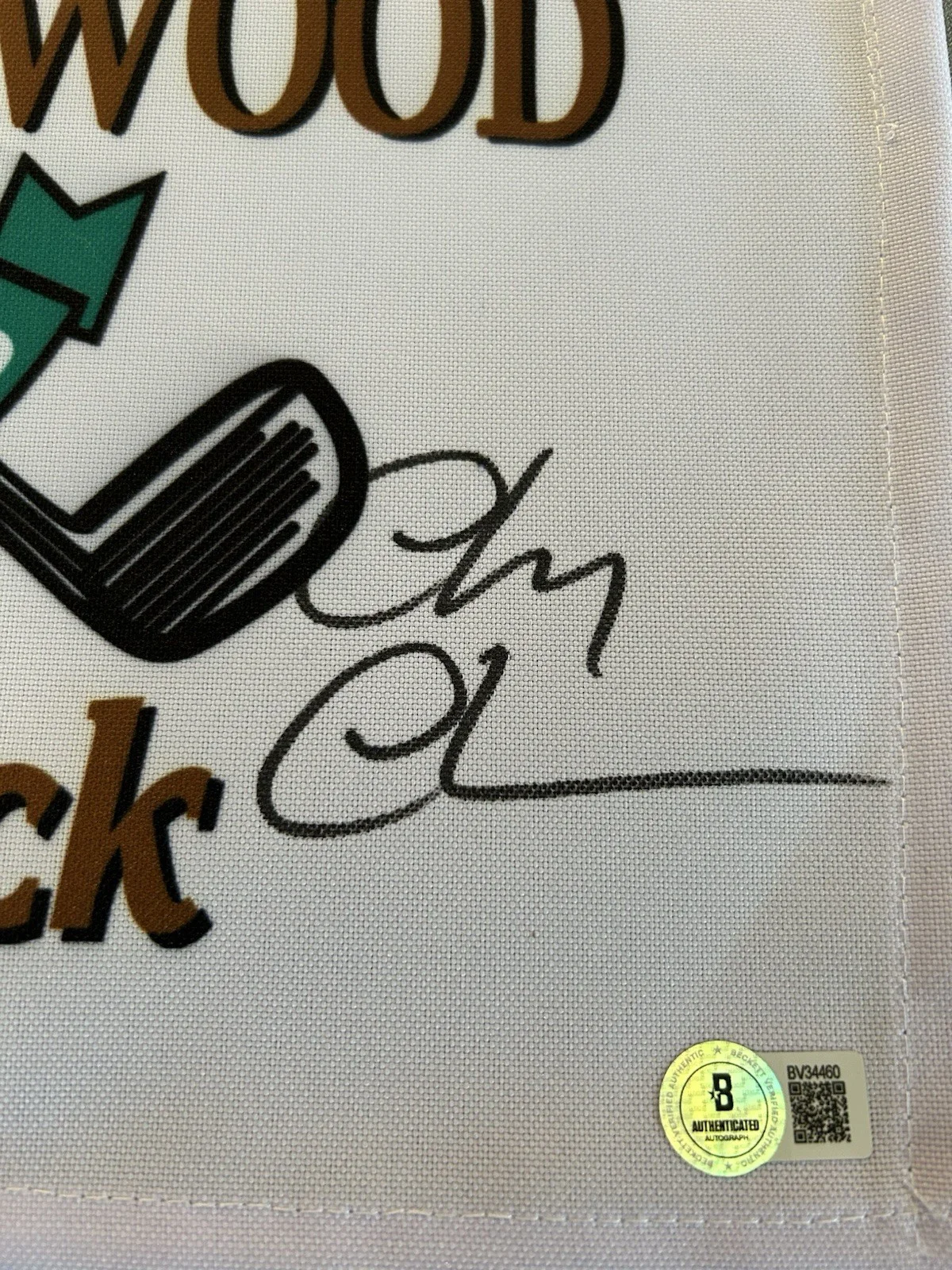 Chevy Chase — Chevy Chase Signed Caddyshack Bushwood Golf Flag - Beckett, image 2