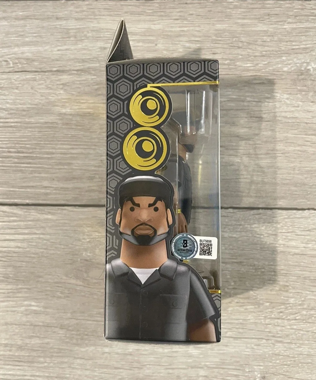 Ice Cube Signed Funko Pop Gold Vinyl NWA Straight Outta Compton With BECKETT BAS, изображение 2