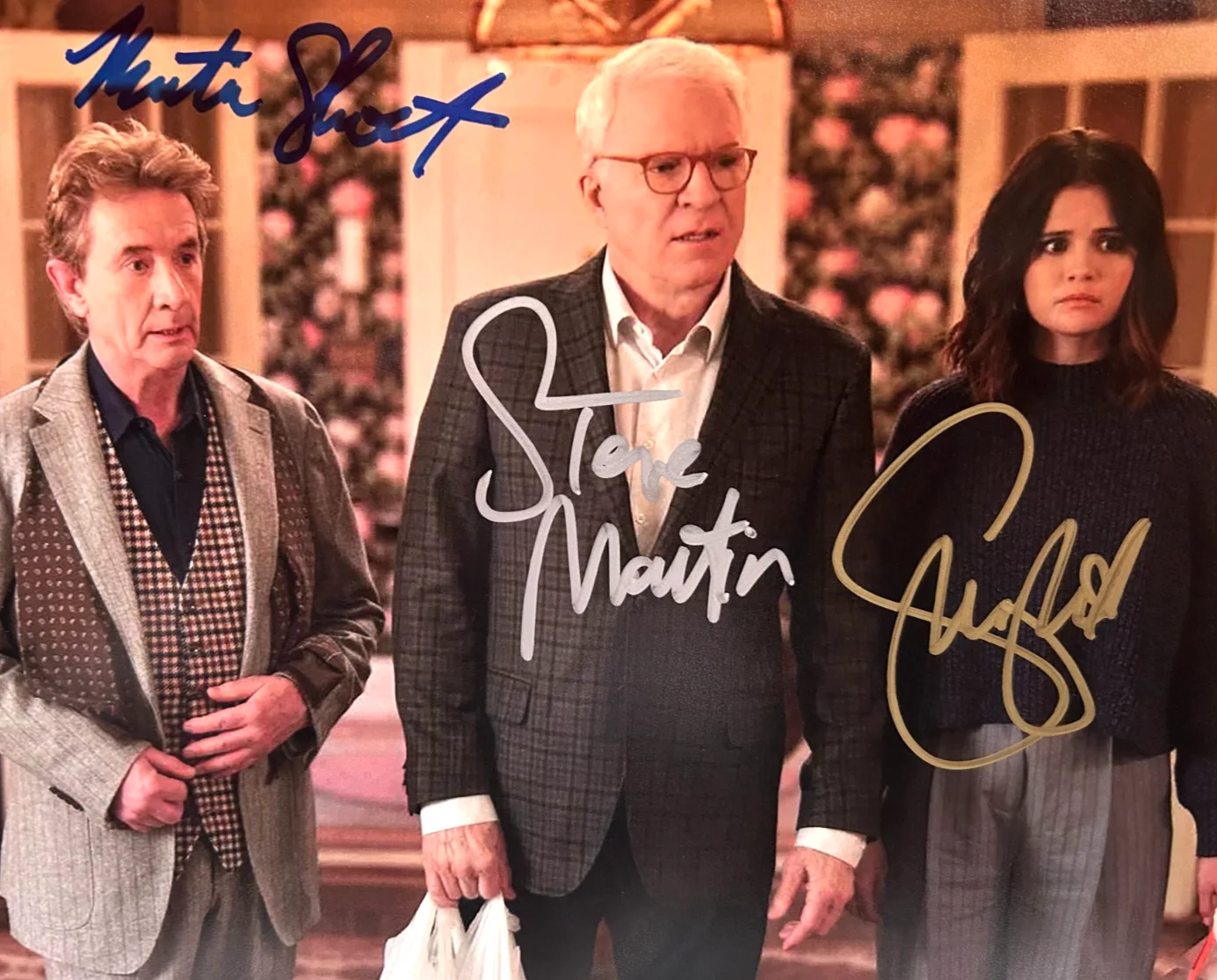 Steve Martin, Martin Short, Selena Gomez — ONLY MURDERS... Signed (MARTIN, GOMEZ, SHORT) Genuine Original Autographs w/COA, изображение 3