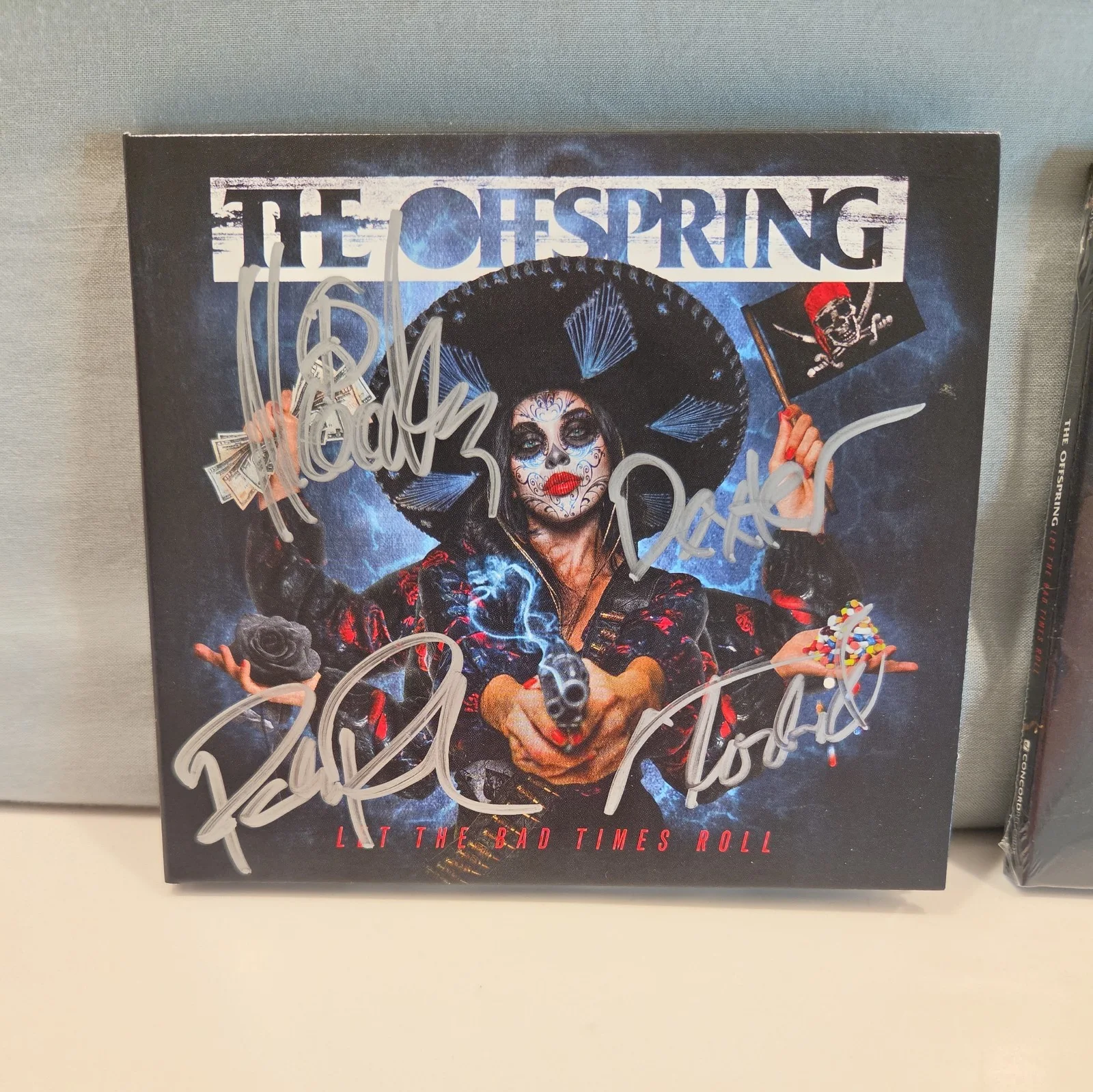 The Offspring Let The Bad Times Roll Autographed New CD Dexter Noodles Pete, image 2