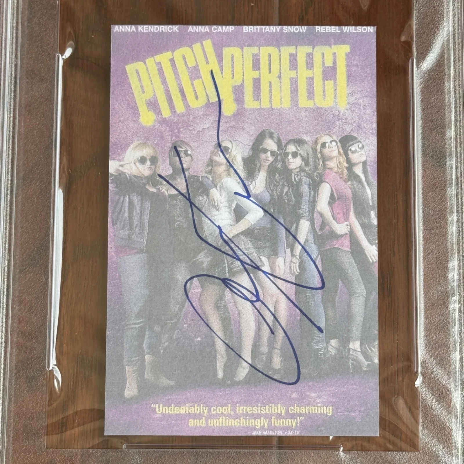 ANNA KENDRICK Autograph PITCH PERFECT Souvenir Movie Print Signed * PSA, image 2