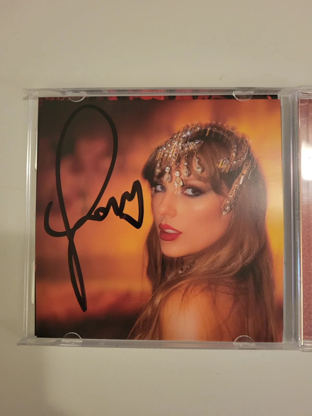 Taylor Swift The Life of a Showgirl Signed LONG SIGNATURE Heart Rare CD Photo 1, изображение 3