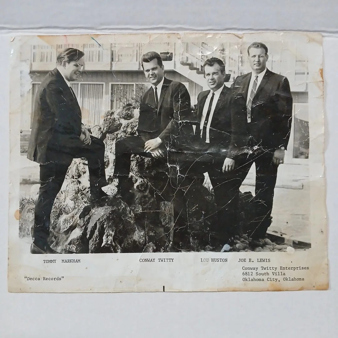 Conway Twitty Autographed Early Promotional Photo & Band 1960's, изображение 4