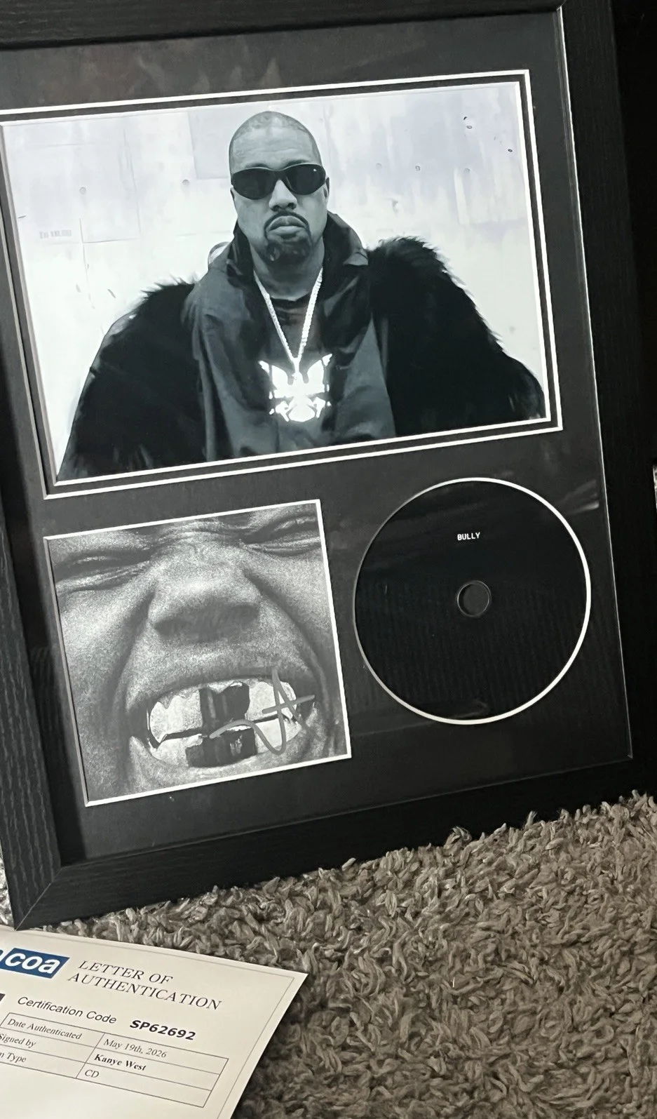 Kanye West — Kanye West Autographed Signed 11x14 Custom Framed CD Photo Bully Ye Yeezy ACOA, изображение 5