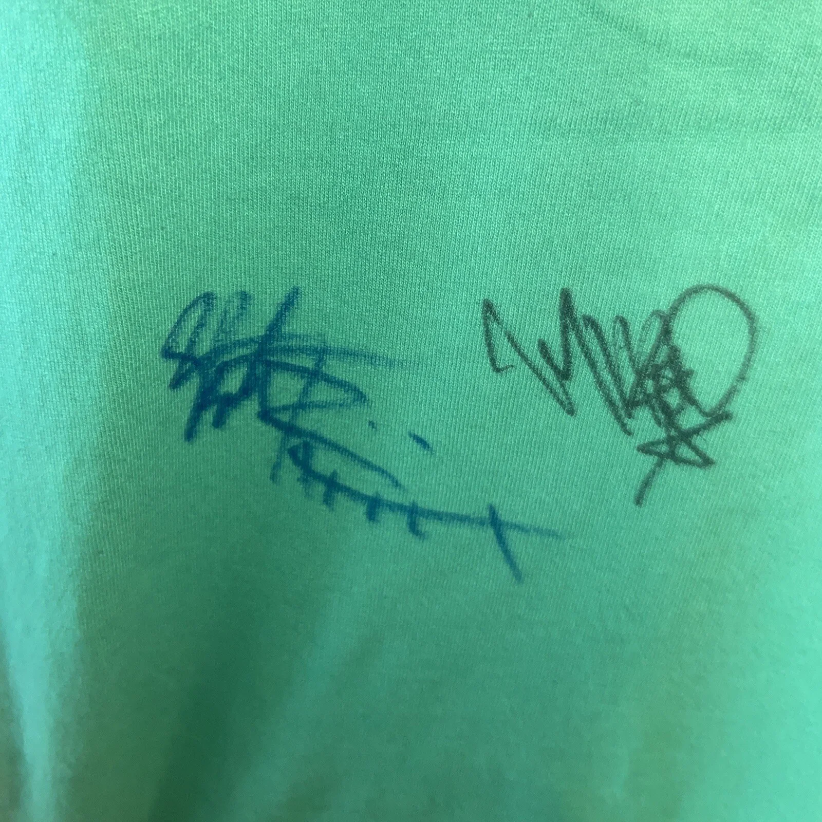 Chevelle band signed autographed t shirt 2005, image 2