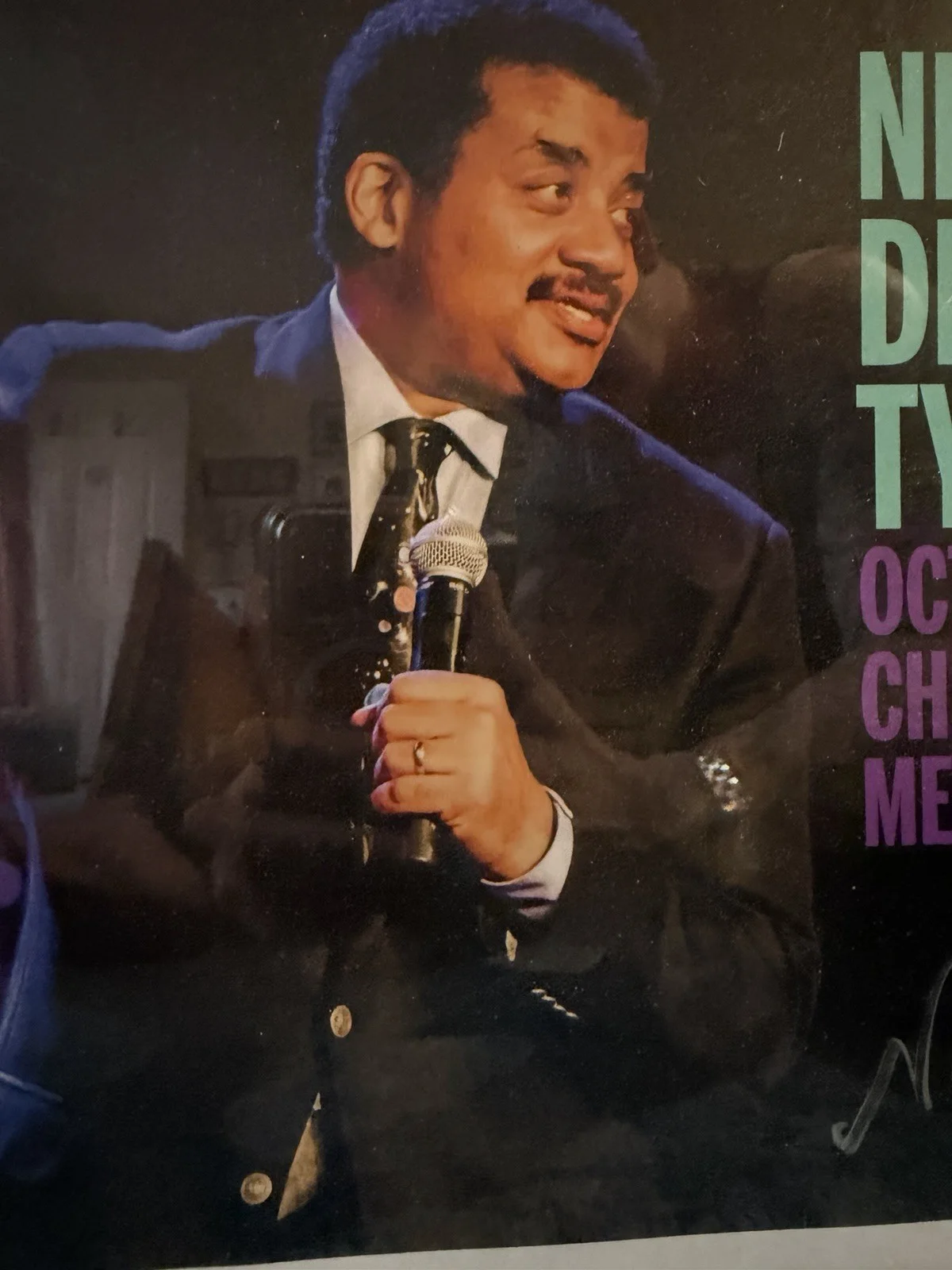Neil DeGrasse Tyson Autographed Poster. Framed (cheap) 17.5 X 14.5., изображение 5