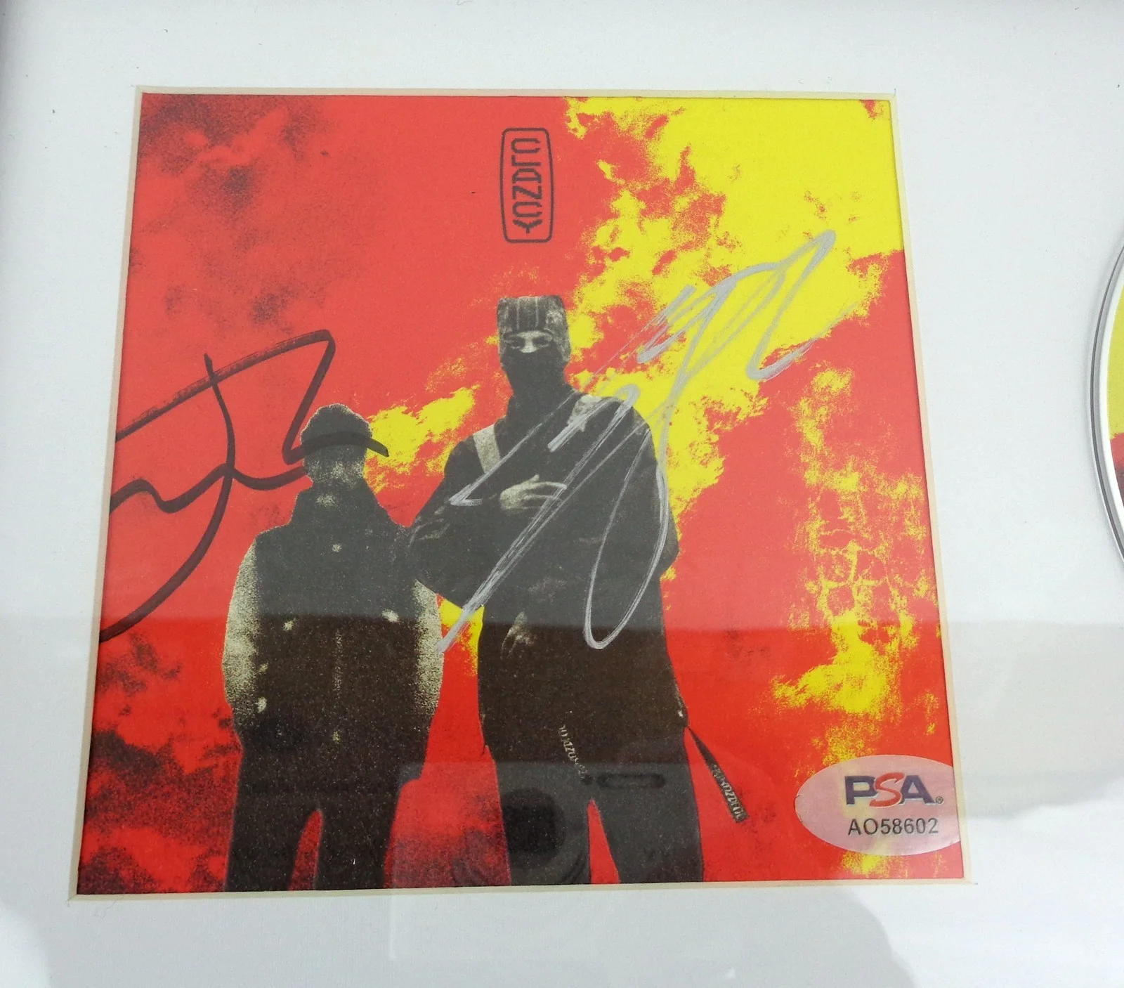 Twenty One Pilots 21 Pilots Signed Autograph Clancy CD Framed PSA/DNA COA, image 2
