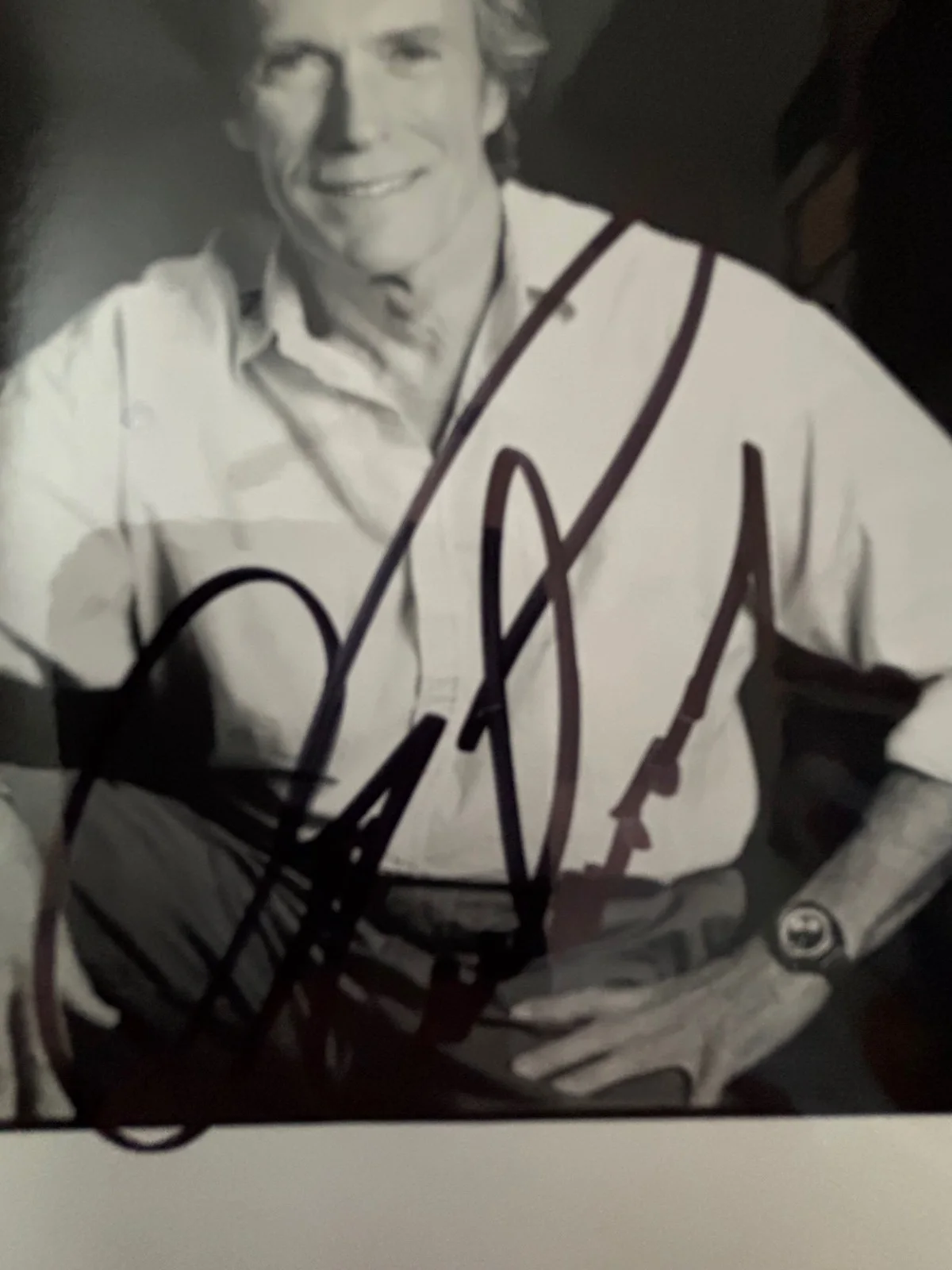 Clint Eastwood — Clint Eastwood Signed Autograph 5x7 Black And White Photo, image 2