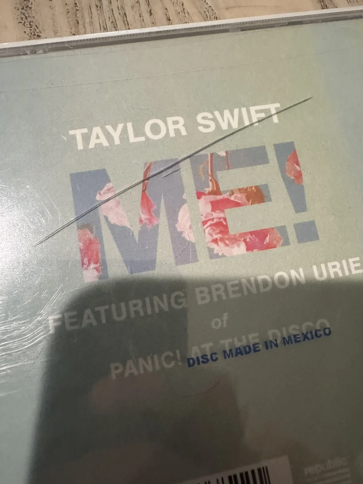 AUTOGRAPHED Lover Booklet + ME! CD Single - SIGNED by Taylor Swift, image 5