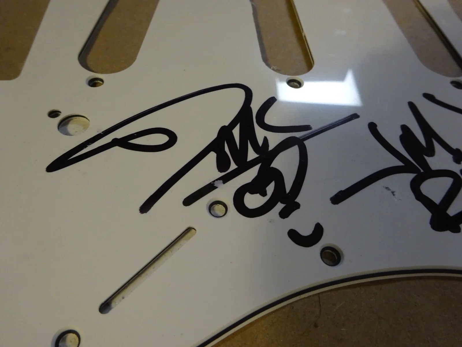 Autographed Darryl McDaniels DMC Signed Pick Guard Beckett BAS COA, image 5