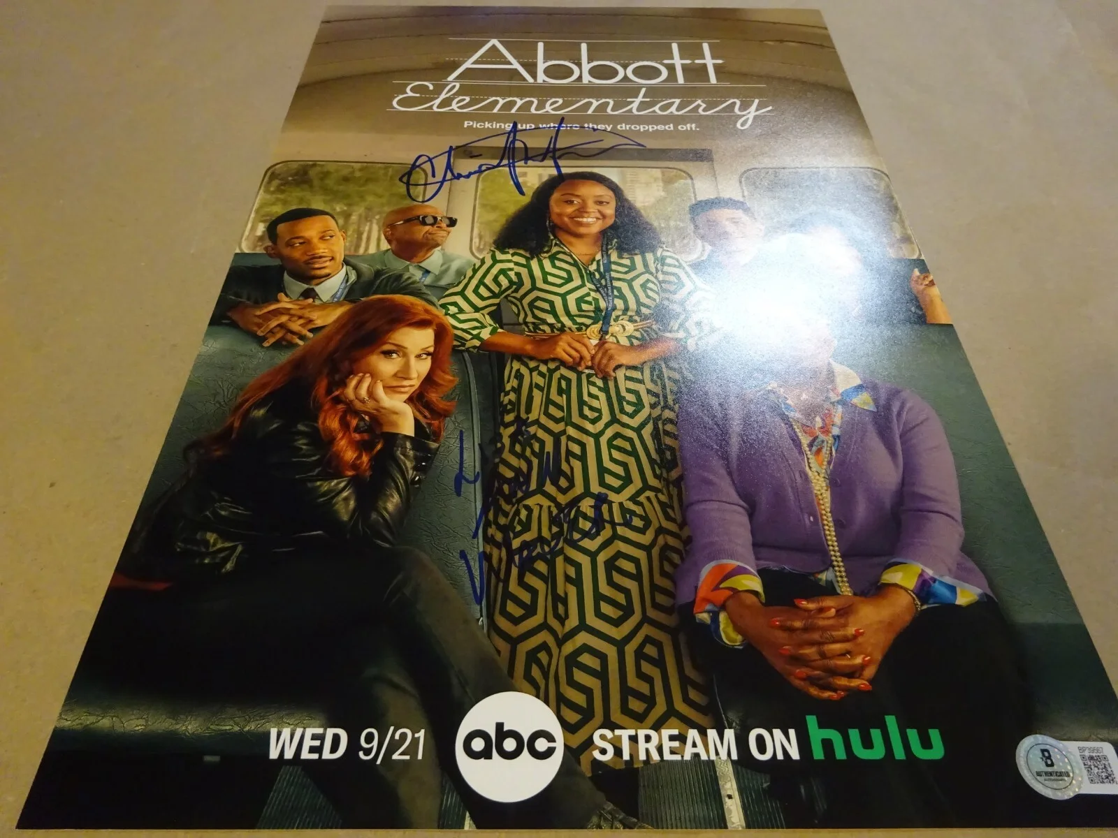 Chris Perfetti, Lisa Ann Walter — Signed Abbott Elementary Autographed By Perfetti & Walter 11"x17" Photo BAS COA, image 2