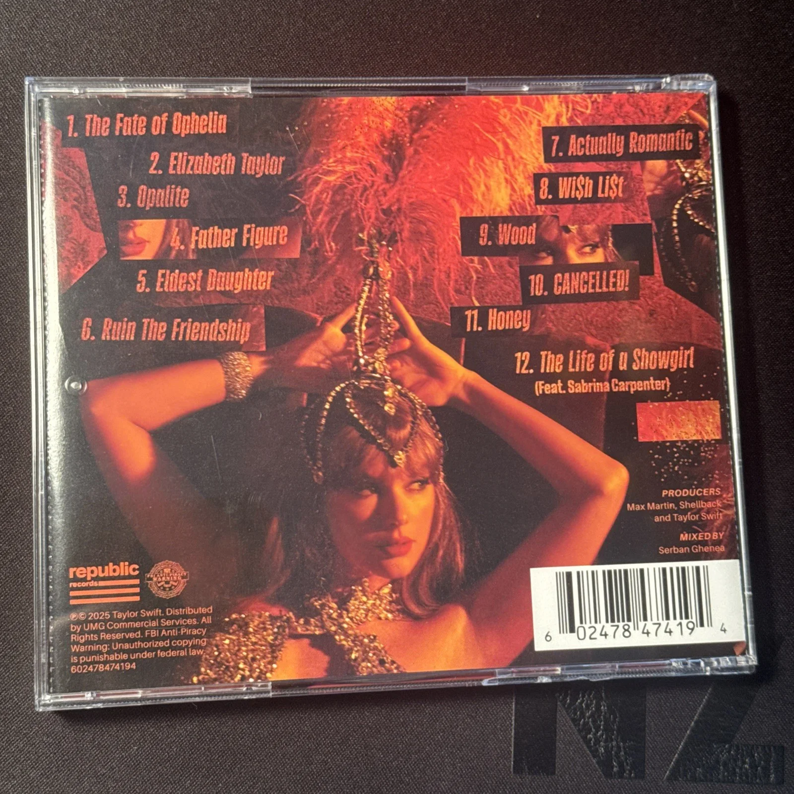The Life Of A Showgirl CD w/ Hand Signed Photo 4 Taylor Swift RARE, изображение 3