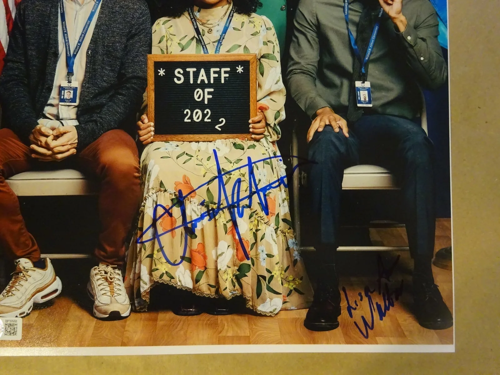 Chris Perfetti, Lisa Ann Walter — Signed Abbott Elementary Autographed By Perfetti & Walter 11"x17" Photo BAS COA, image 3