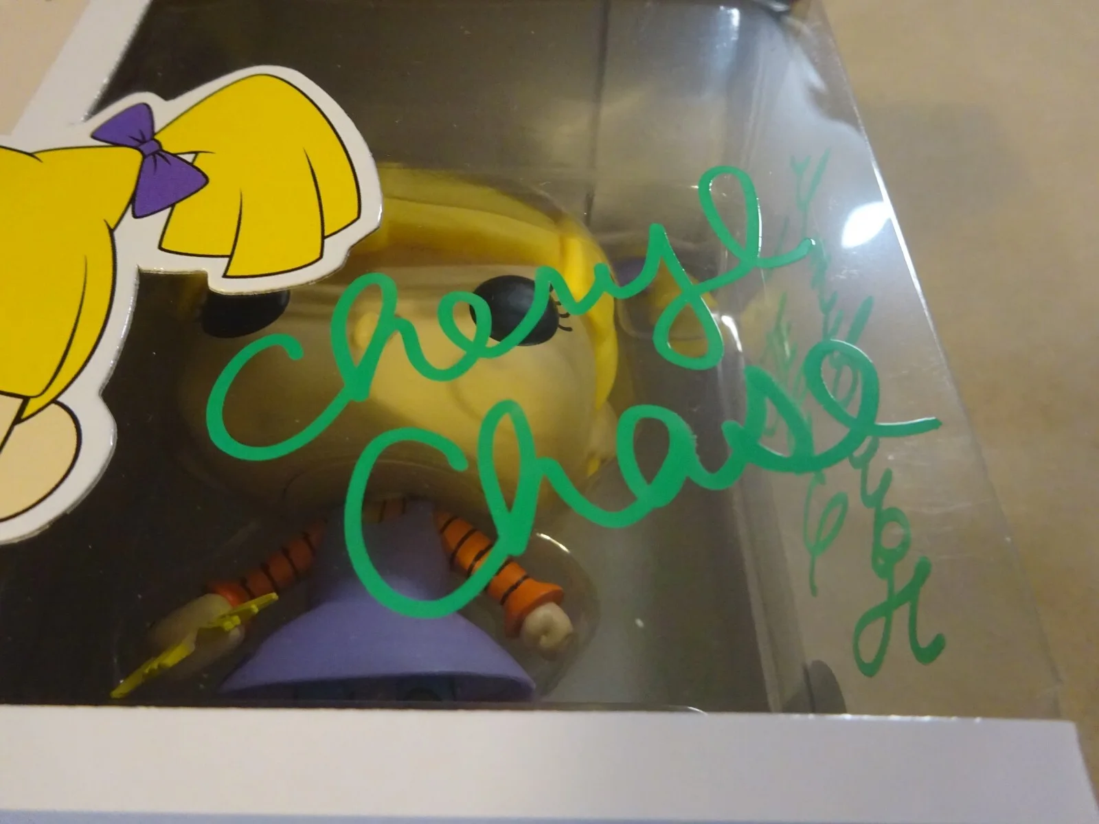 Cheryl Chase — Signed Cheryl Chase Autographed Angelica Pickles Rugrats #522 Funko Pop BAS COA, image 4