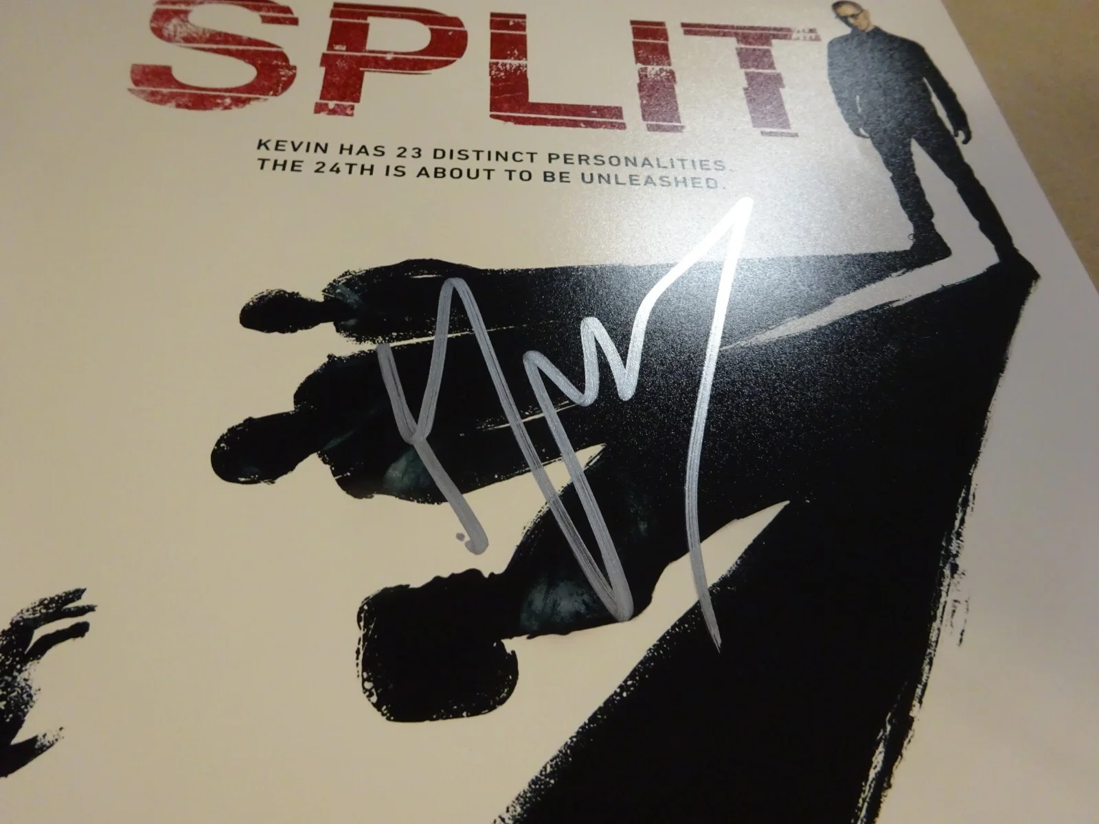 M Night Shyamalan — Foto autografada assinada M Night Shyamalan dividida 11 x 17 Beckett BAS CERTIFICADO DE AUTENTICIDADE, image 4