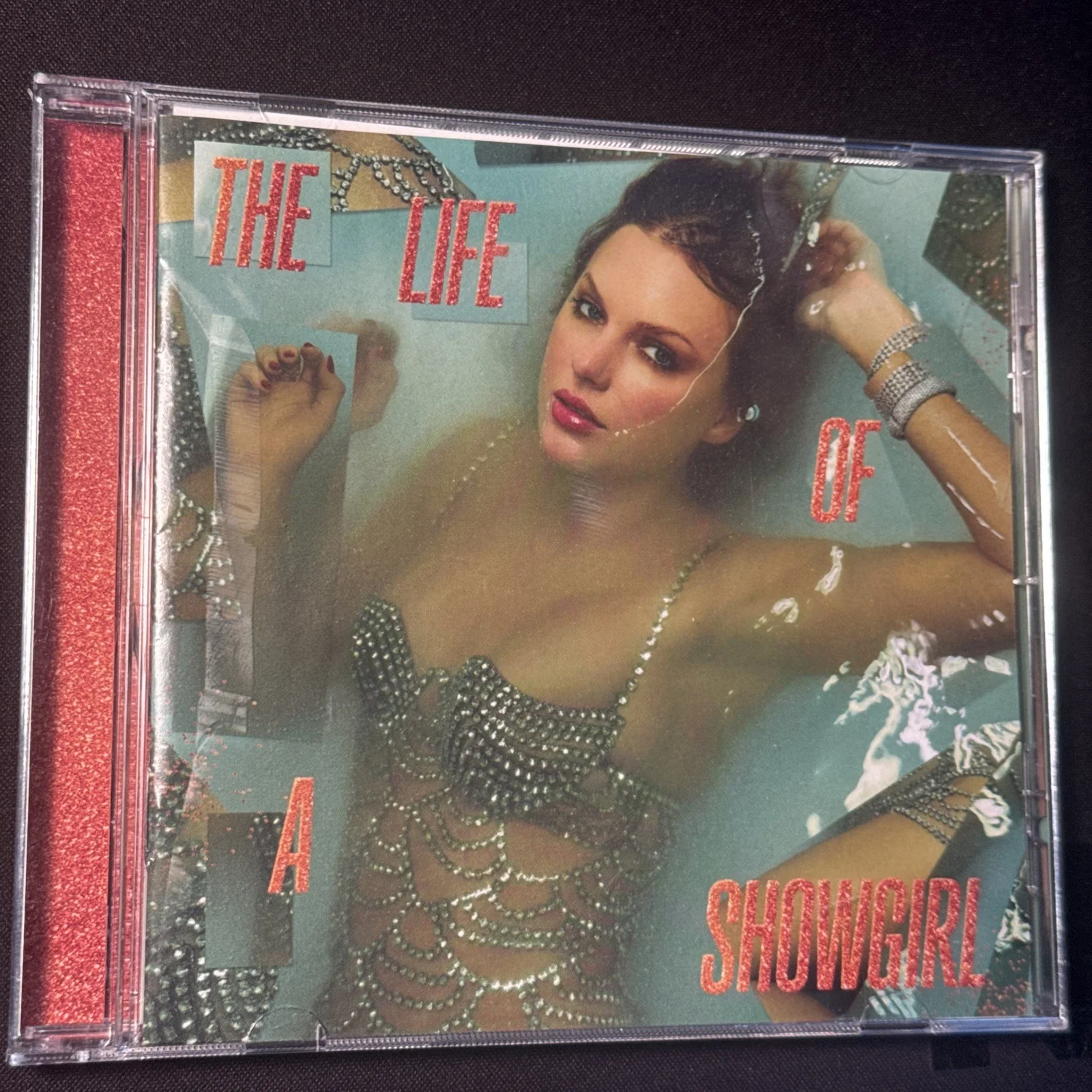 The Life Of A Showgirl CD w/ Hand Signed Photo 3 Taylor Swift RARE, изображение 2