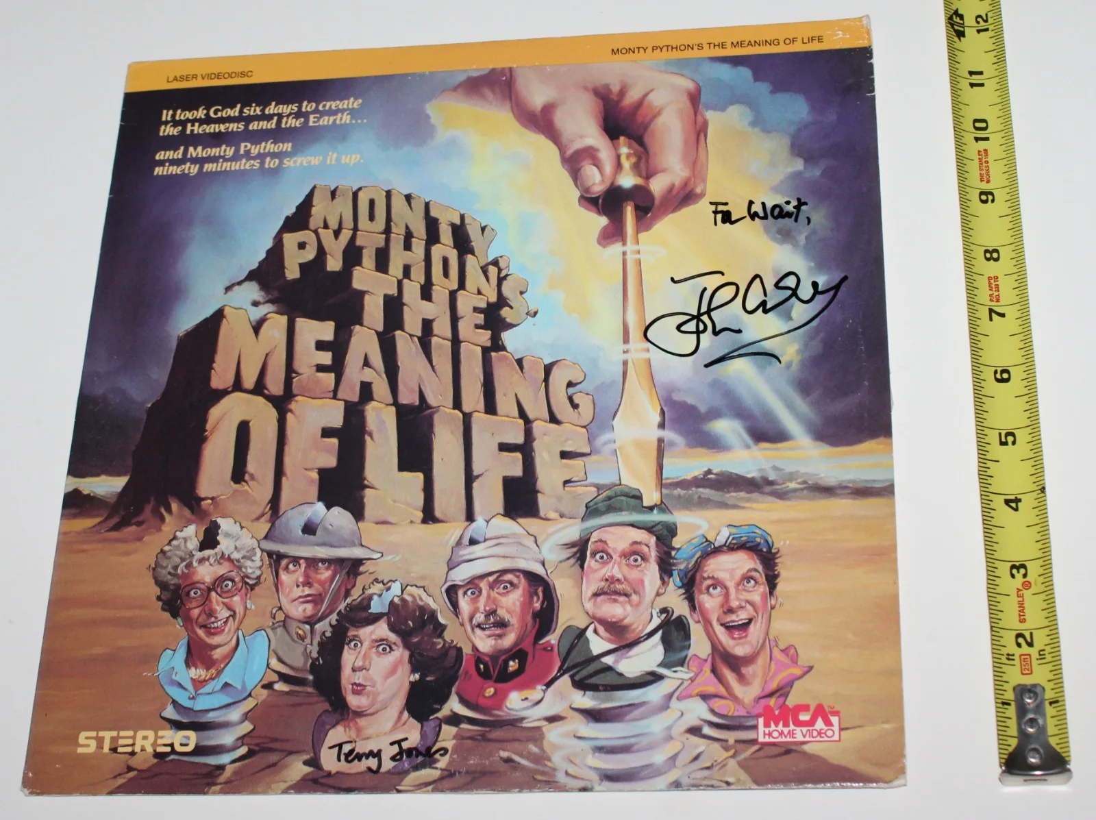 John Cleese, Terry Jones — Monty Python Meaning of Life movie Laserdisc autograph John Cleese Terry Jones, изображение 3