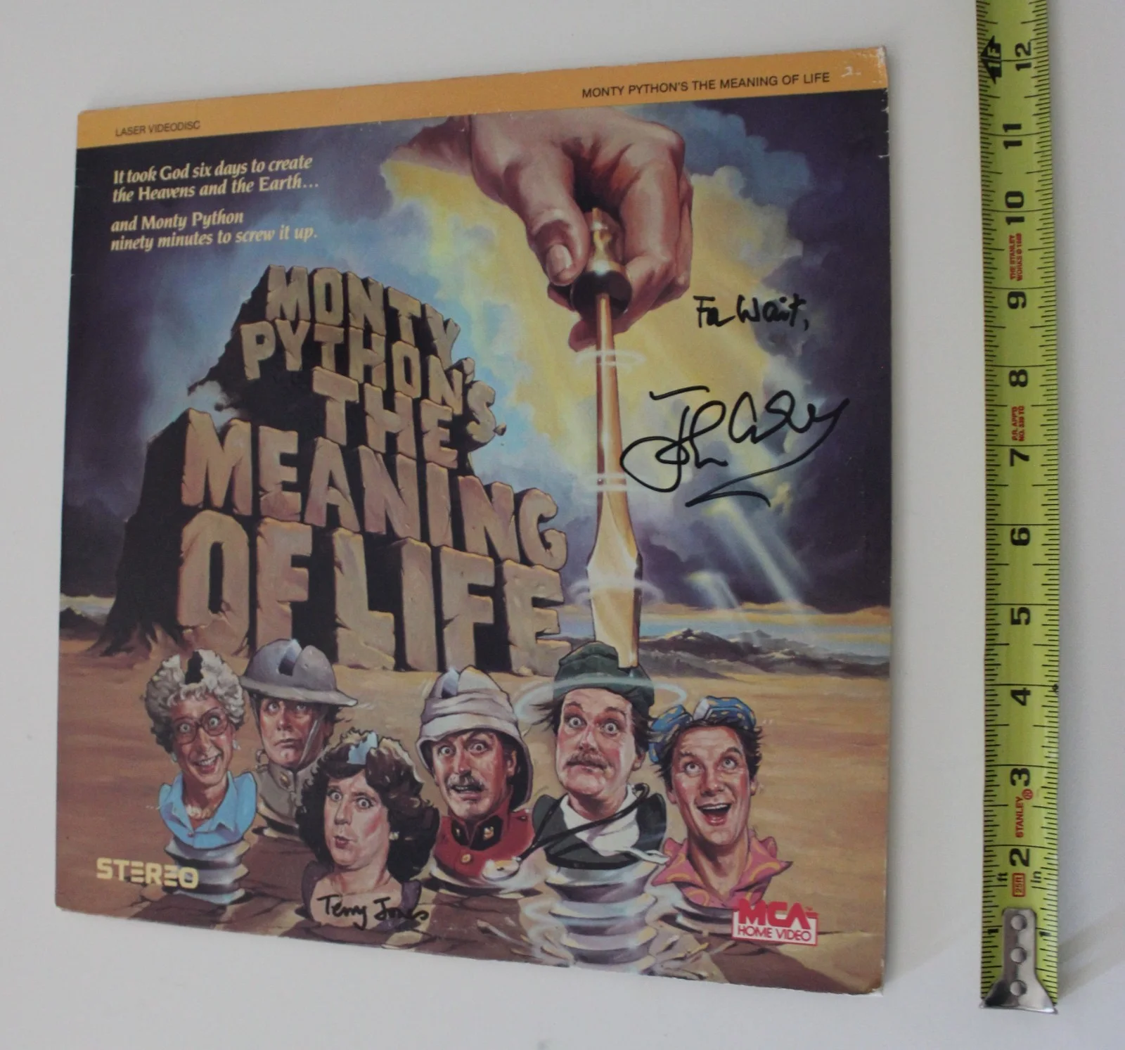 John Cleese, Terry Jones — Monty Python Meaning of Life movie Laserdisc autograph John Cleese Terry Jones, изображение 4
