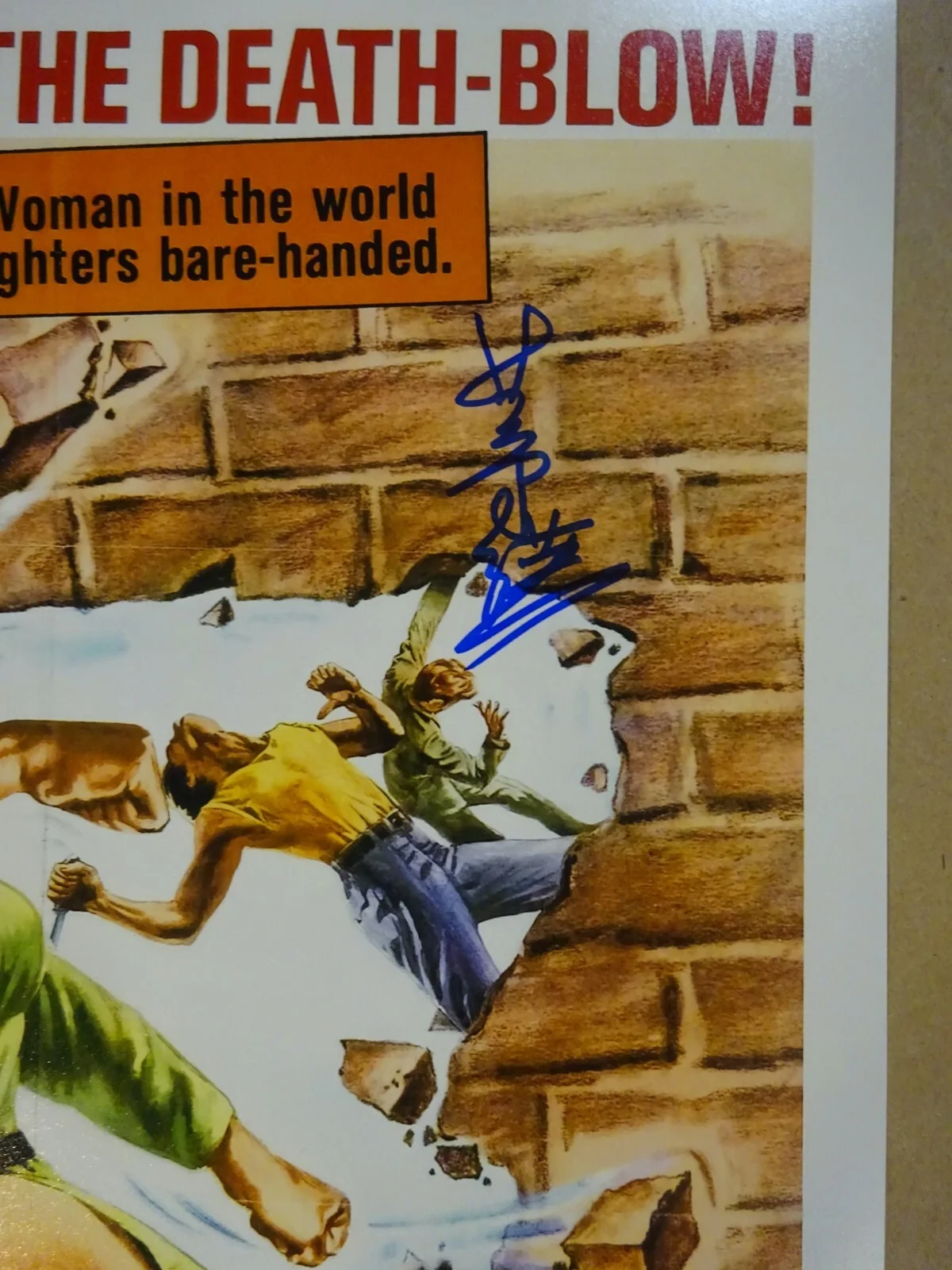 Angela Mao — Signed Angela Mao Autographed Lady Whirlwind 11"x17" Photo Beckett BAS COA, image 4