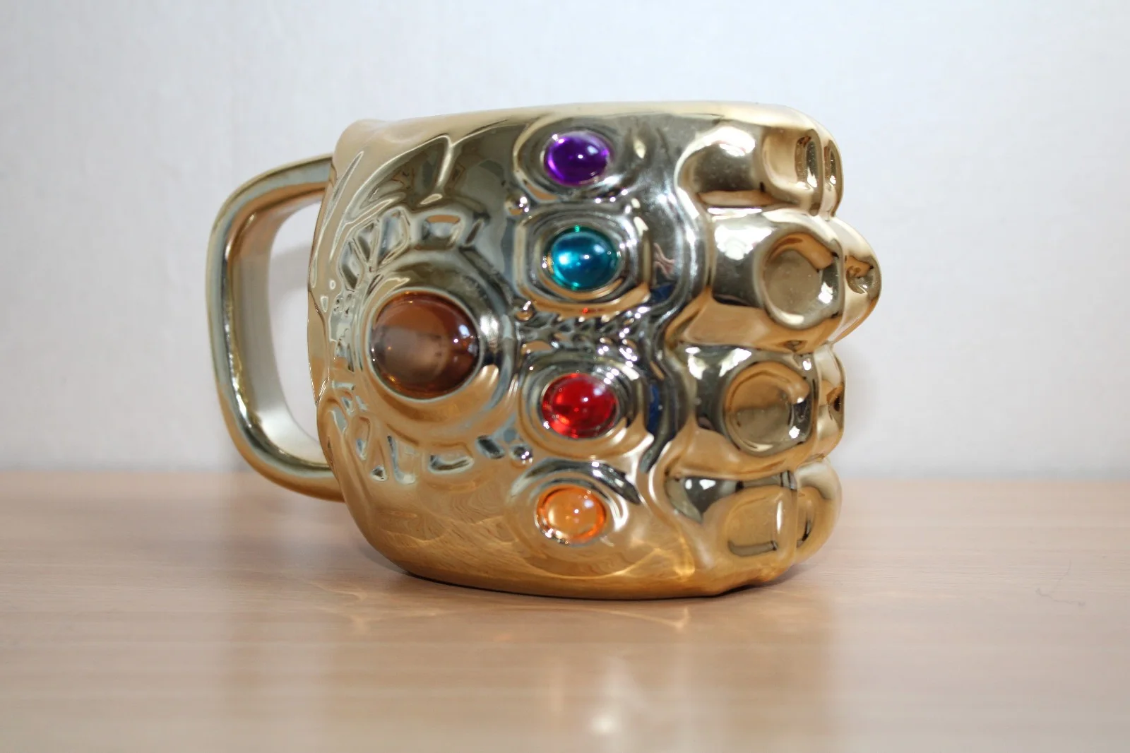 Marvel's Avengers: Infinity War - Paladone Thanos Infinity Gauntlet Mug, image 5