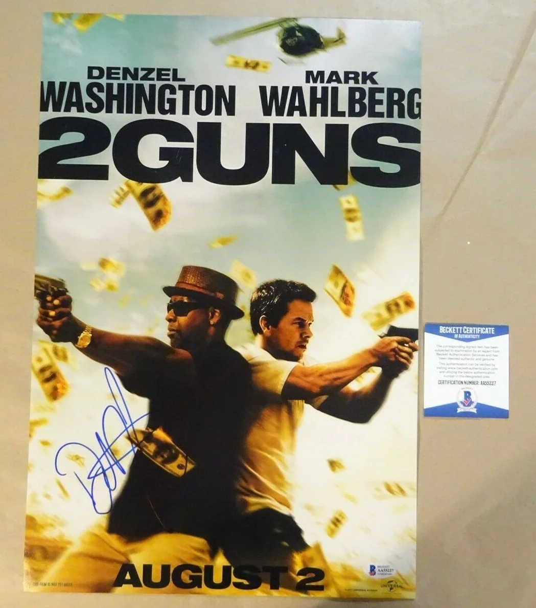 Denzel Washington — Signed Denzel Washington Autographed 2 Guns12"x18" Photo Beckett BAS COA