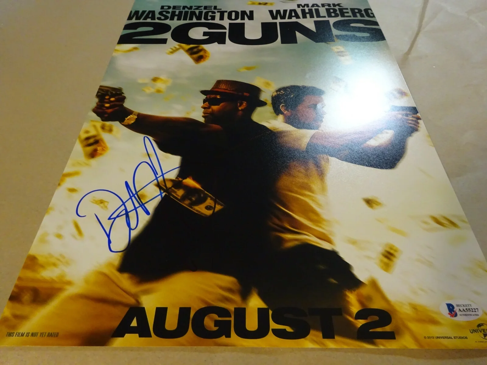 Denzel Washington — Signed Denzel Washington Autographed 2 Guns12"x18" Photo Beckett BAS COA, изображение 5