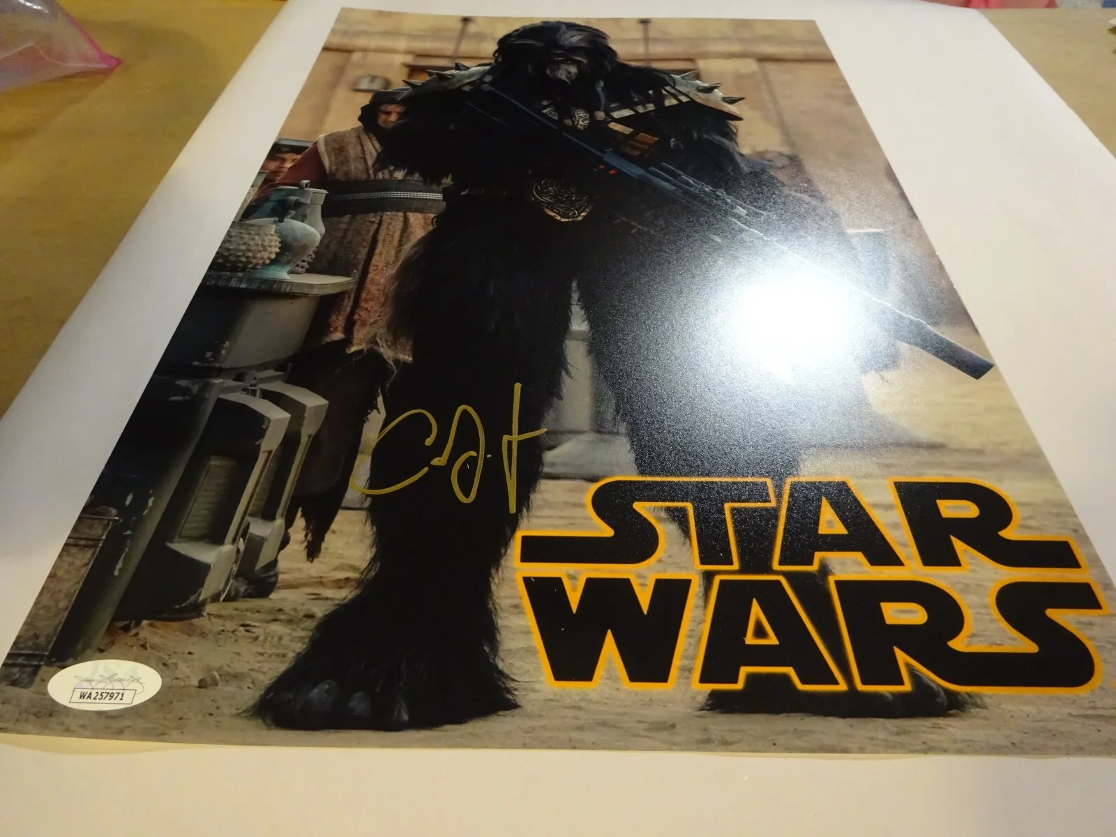 Carey Jones — Signed Carey Jones Autographed Krrsantan Star Wars 11"x17" Photo JSA COA, image 3