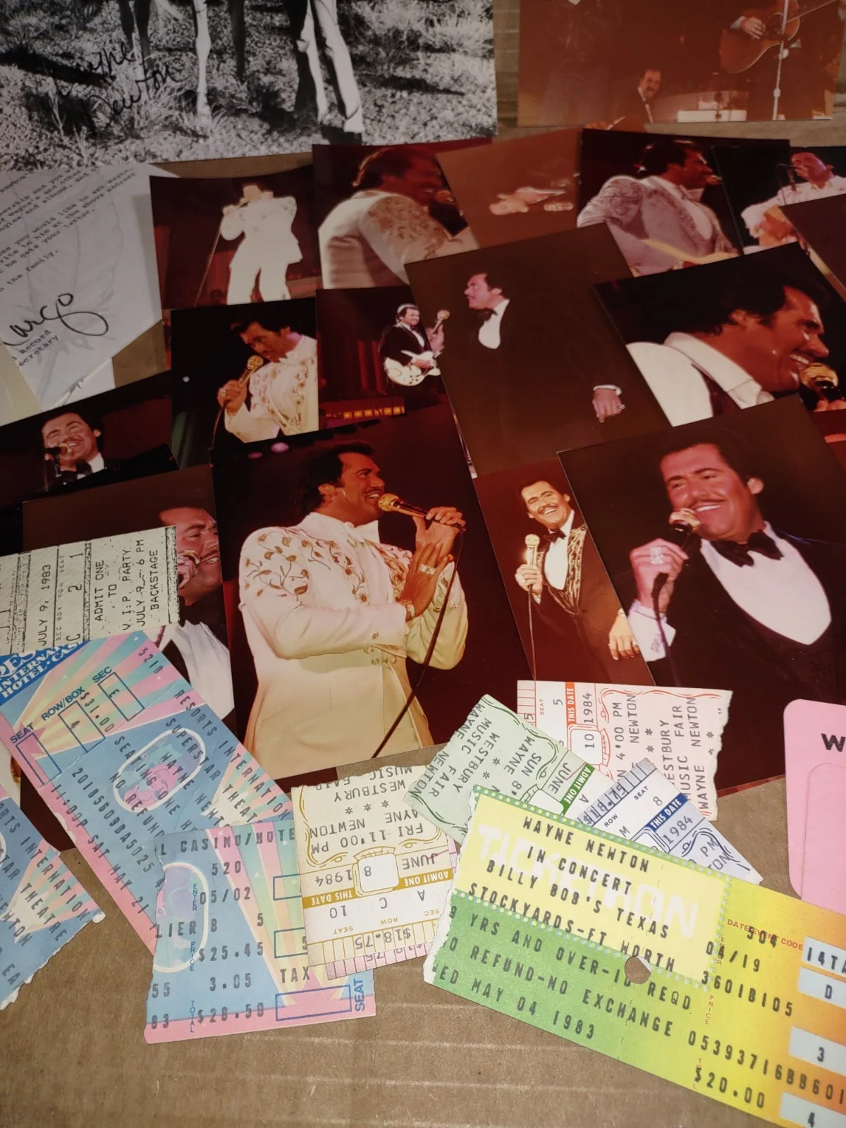 Vintage Wayne Newton Autograph, Ticket Stubs, Live Concert Photos, Memorabilia, изображение 3