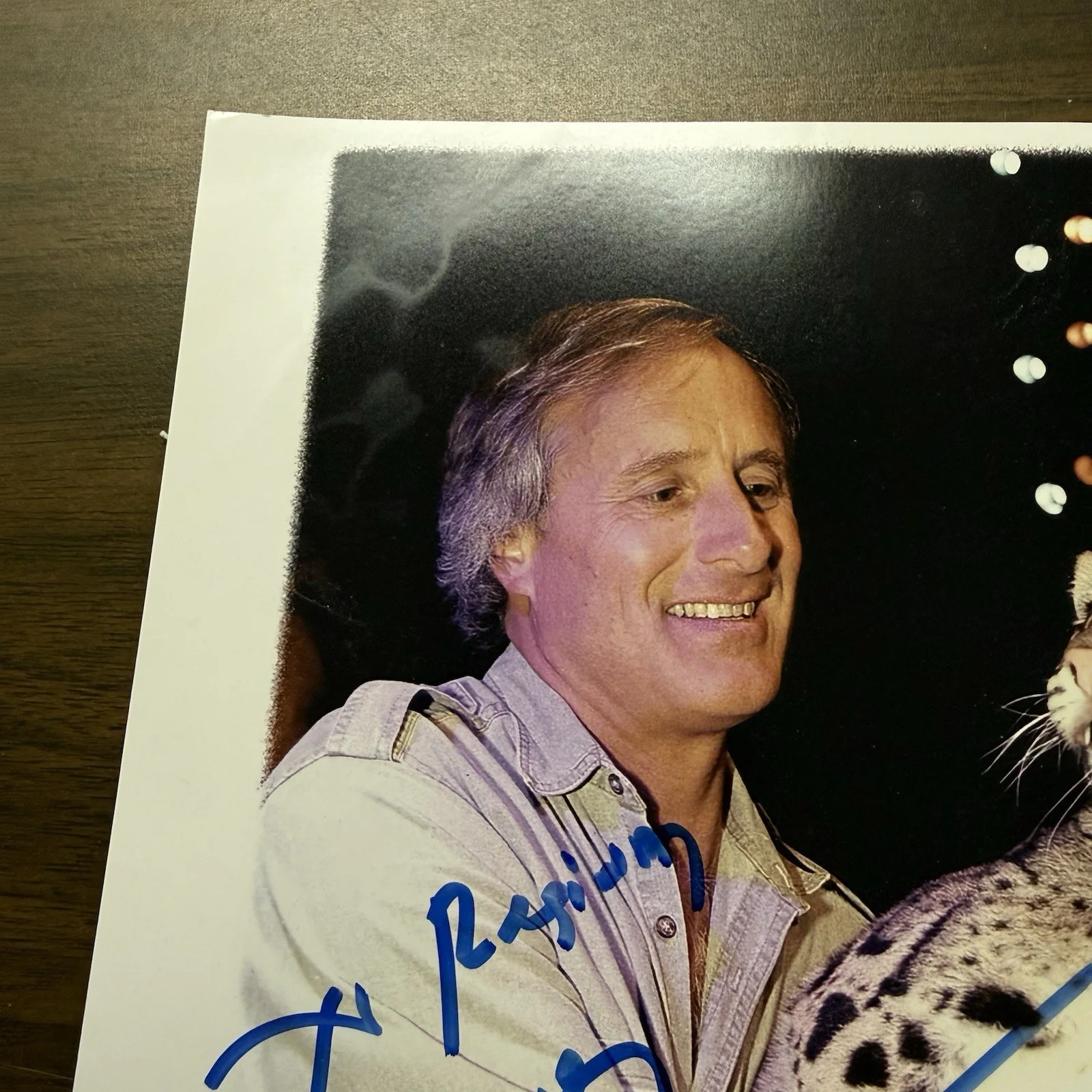 Jack Hanna — Jack Hanna Signed/Autographed Photo Holding Leopard Seaworld Wildlife Protection, image 3