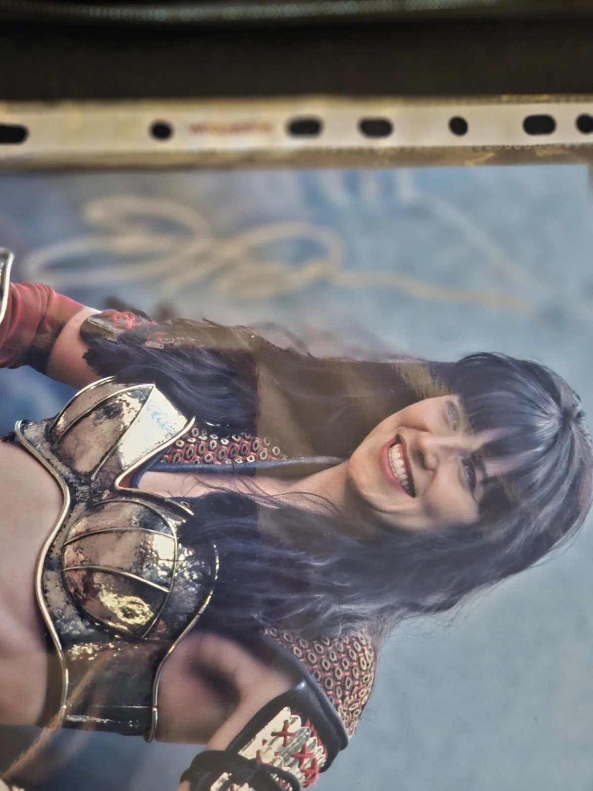 Xena Warrior Princess Signed 10x8 Photo Lucy Lawless Autograph Creation Ent COA, изображение 2