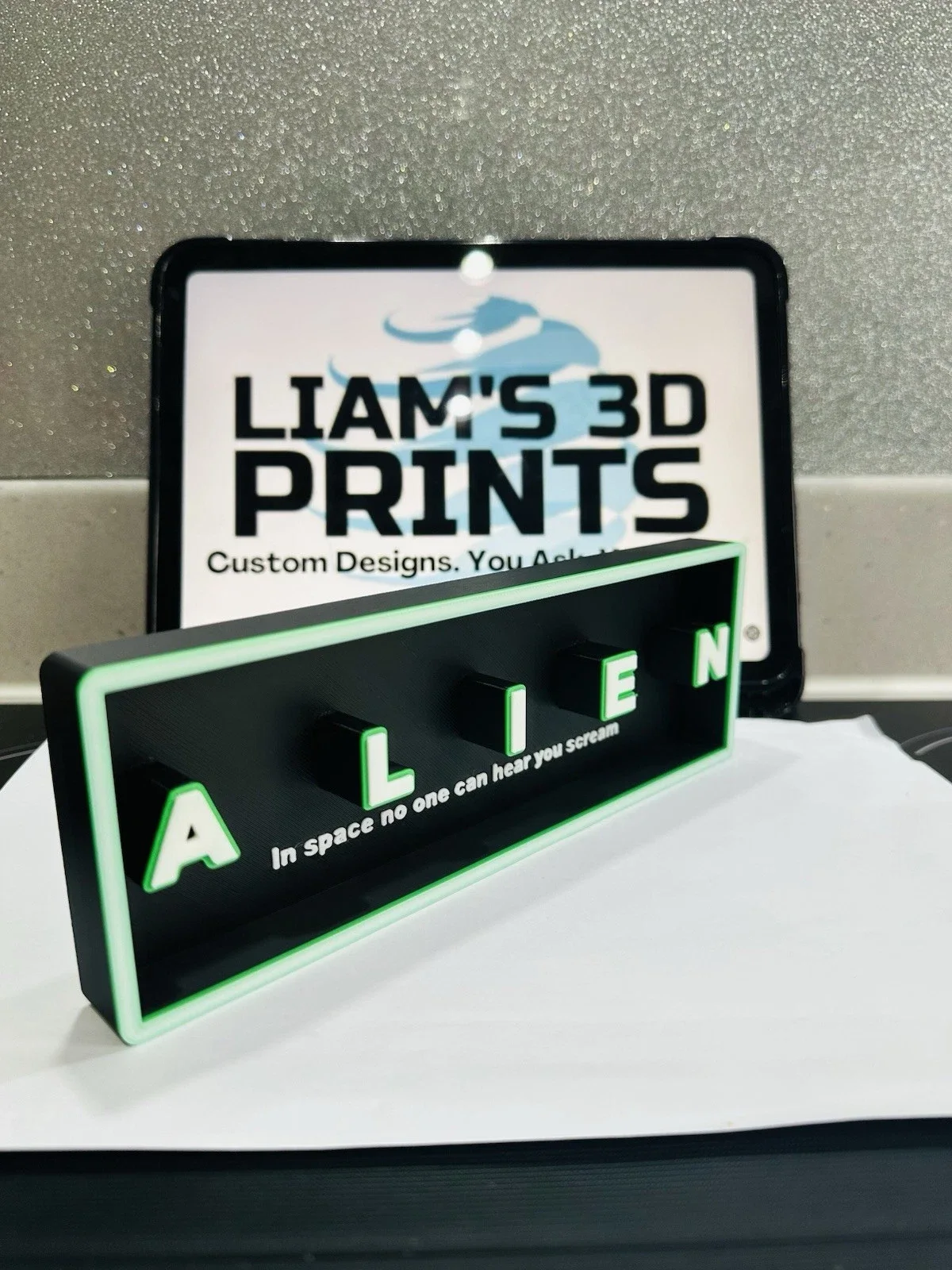 Decorative Alien Box Sign Shelf Wall Logo Display Film 3D Print 2 Sizes, image 2