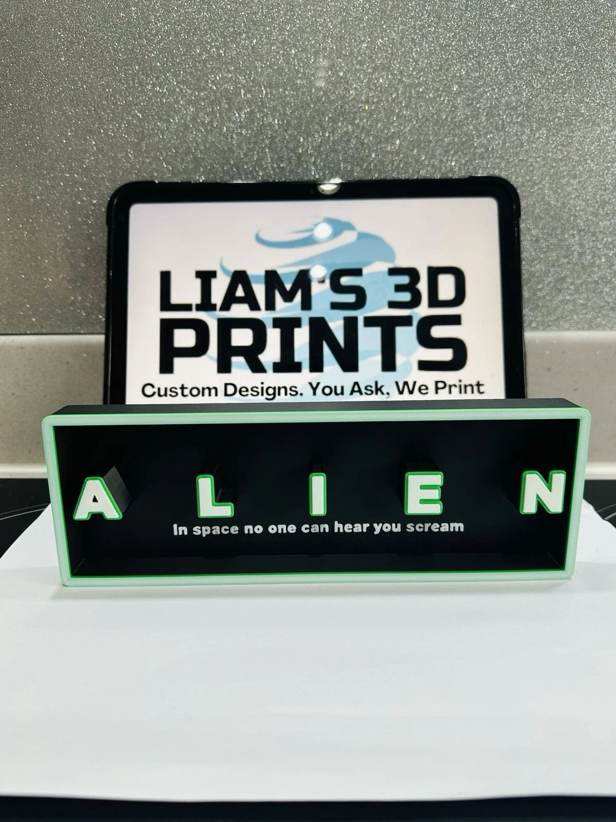 Decorative Alien Box Sign Shelf Wall Logo Display Film 3D Print 2 Sizes, image 3