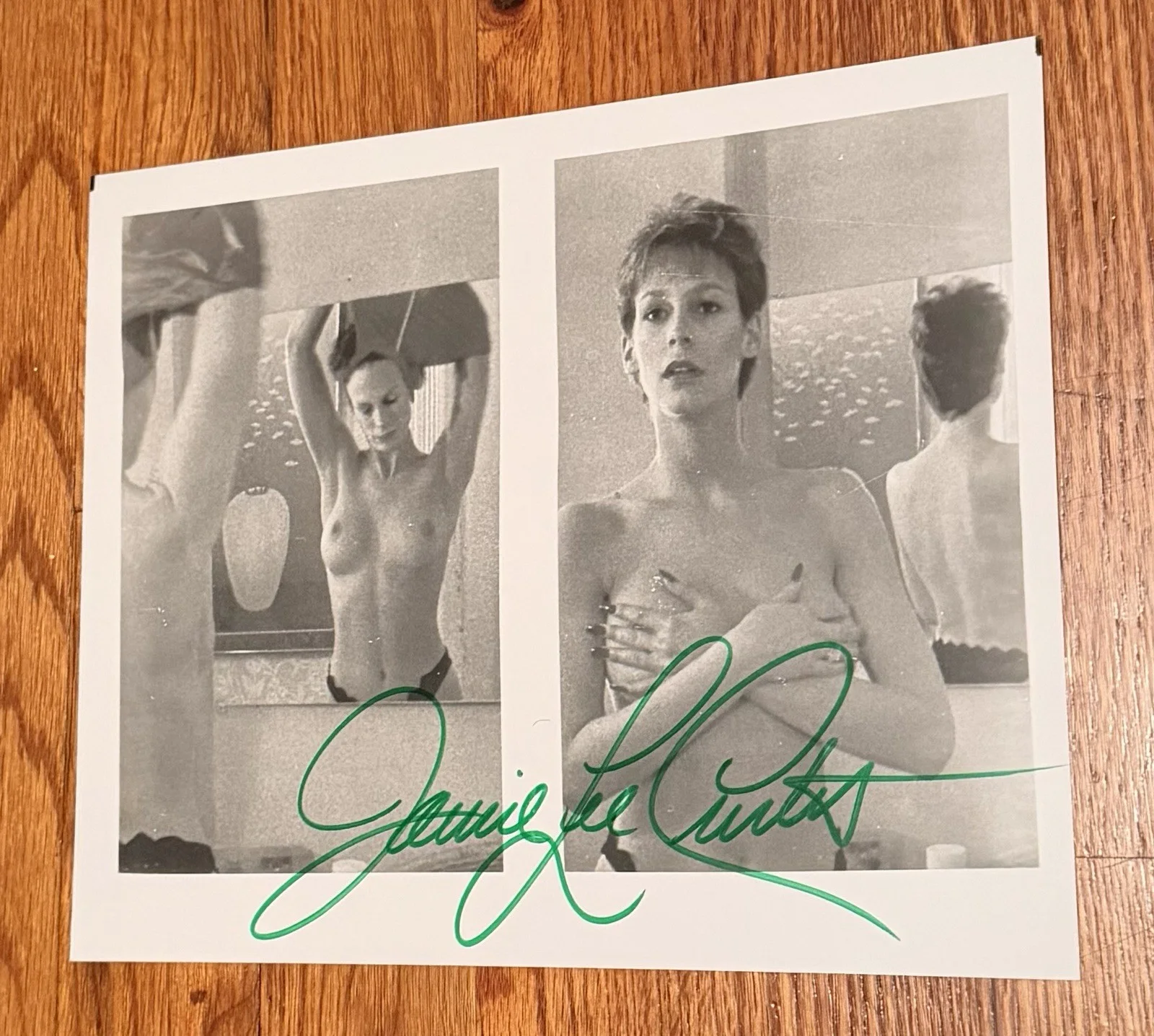 Jamie Lee Curtis — Jamie Lee Curtis Vintage Signed Autographed Hot Photo 8x10