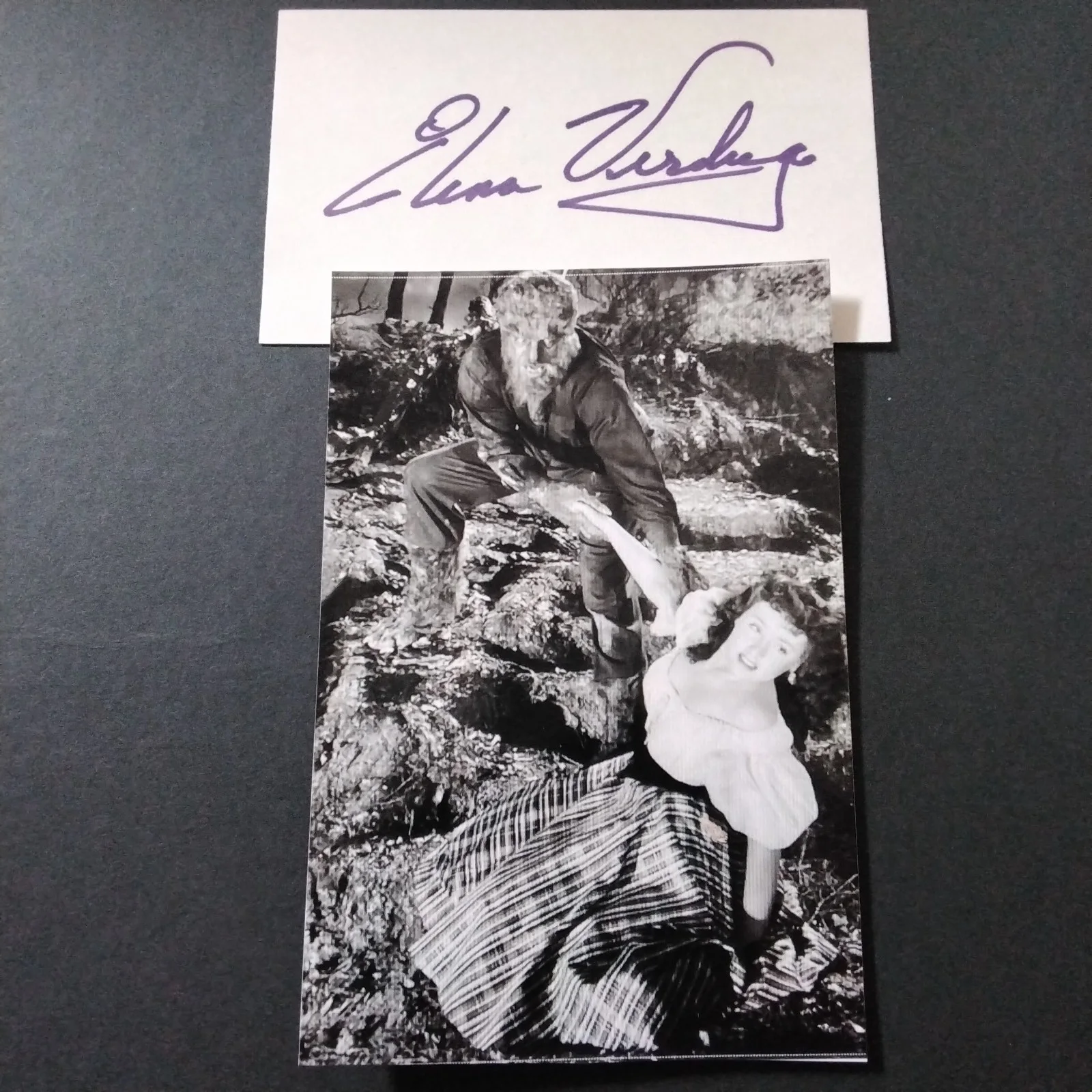 Elena Verdugo SIGNED Card Photo 40s TV Movie Actress Frankenstein Frozen Ghost, изображение 2