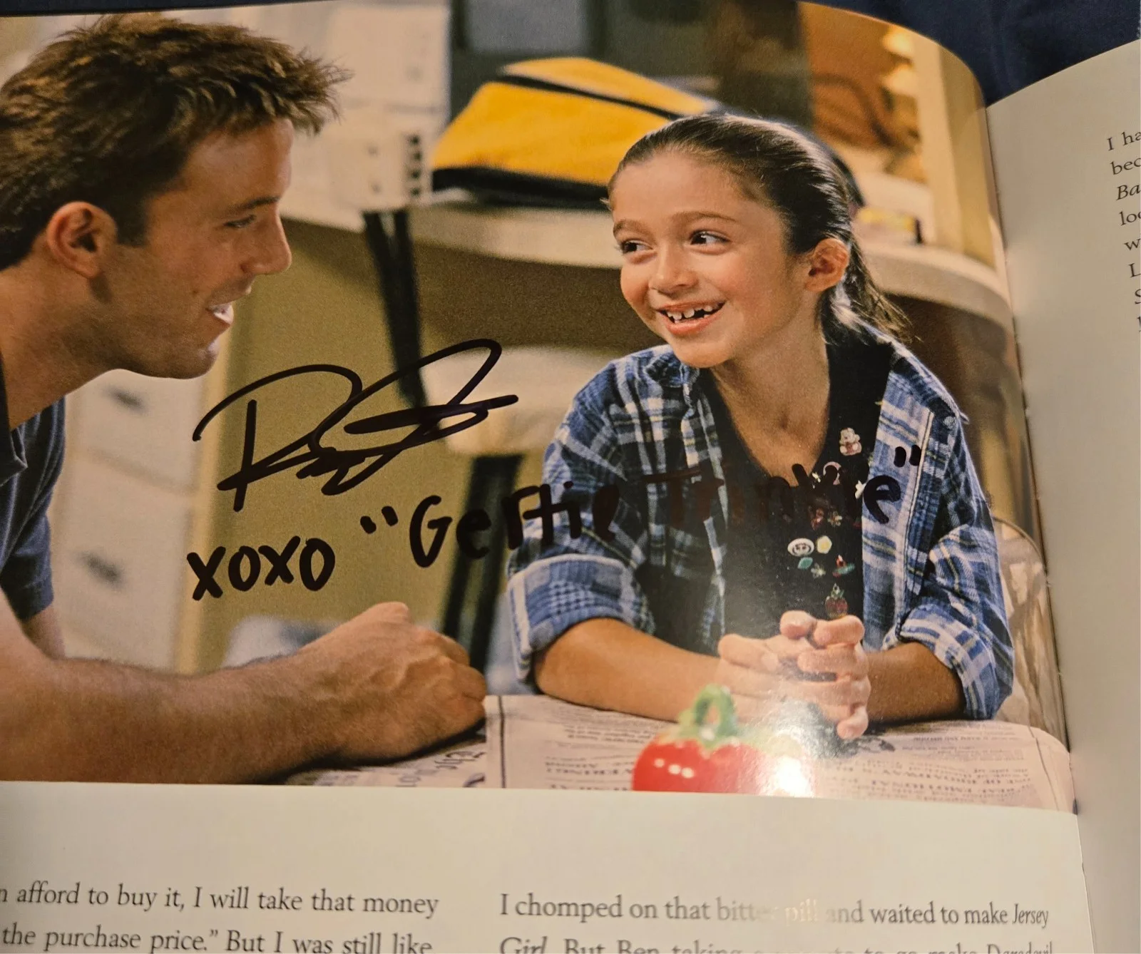 Kevin Smith — Kevin Smith's Secret Stash Book Signed 20x!! Rosario Dawson, Tommy Chong & More!, изображение 5