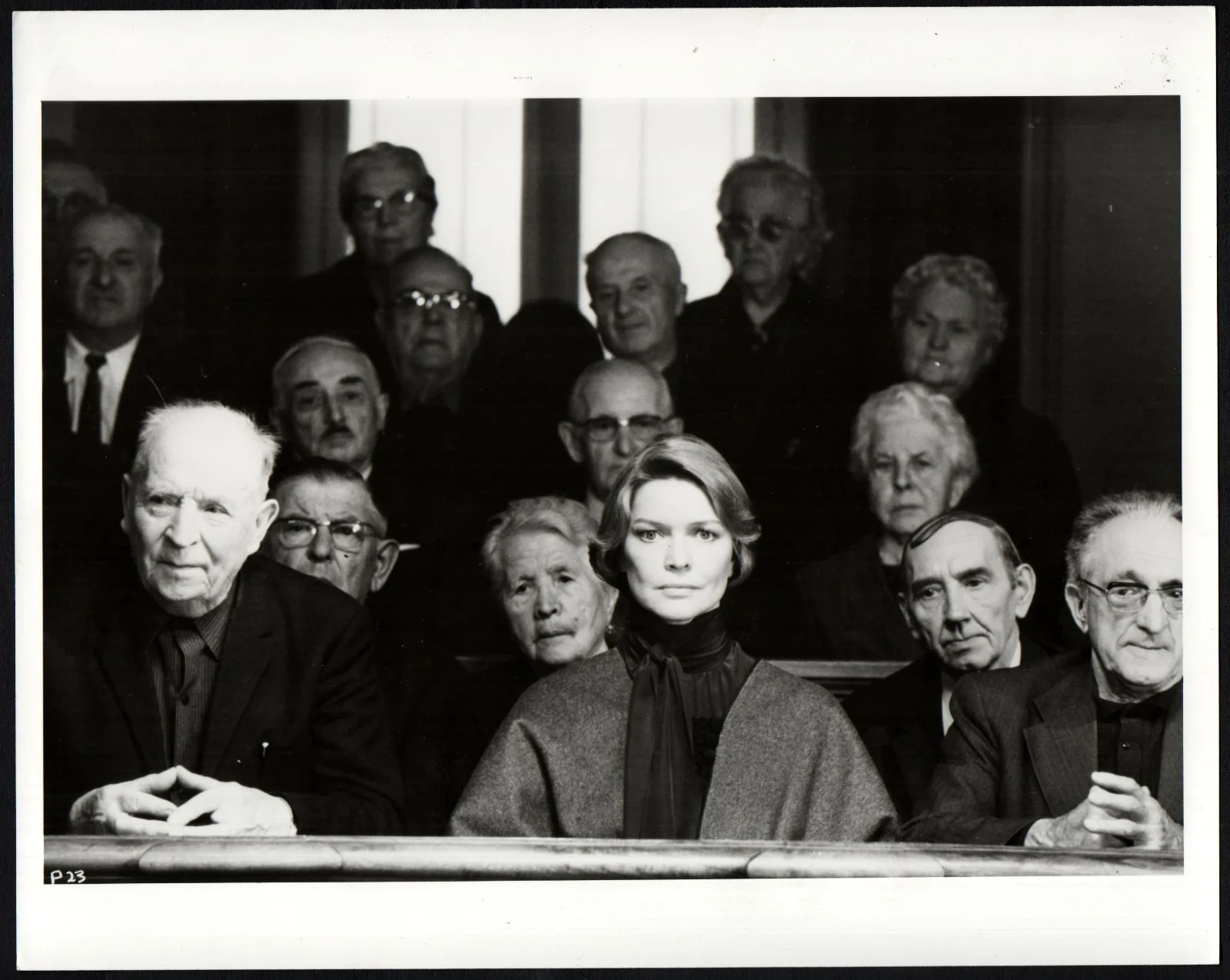 PROVIDENCE 1977 Dirk Bogarde, Ellen Burstyn, John Gielgud 2 10x8 STILLS, изображение 2