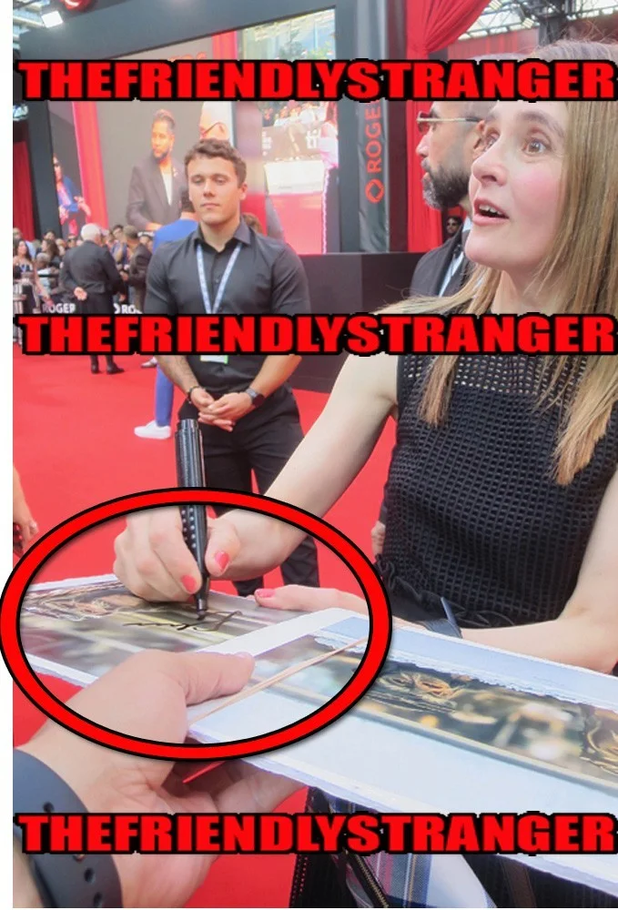Shirley Henderson — Shirley Henderson signed THE MANDALORIAN 8x10 Photo EX PROF h Anzellan Crew ACOA, изображение 3