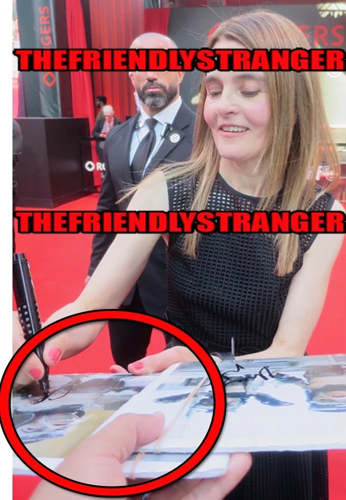 Shirley Henderson — Shirley Henderson signed THE MANDALORIAN 8x10 Photo EX PROF g Anzellan Crew ACOA, изображение 3
