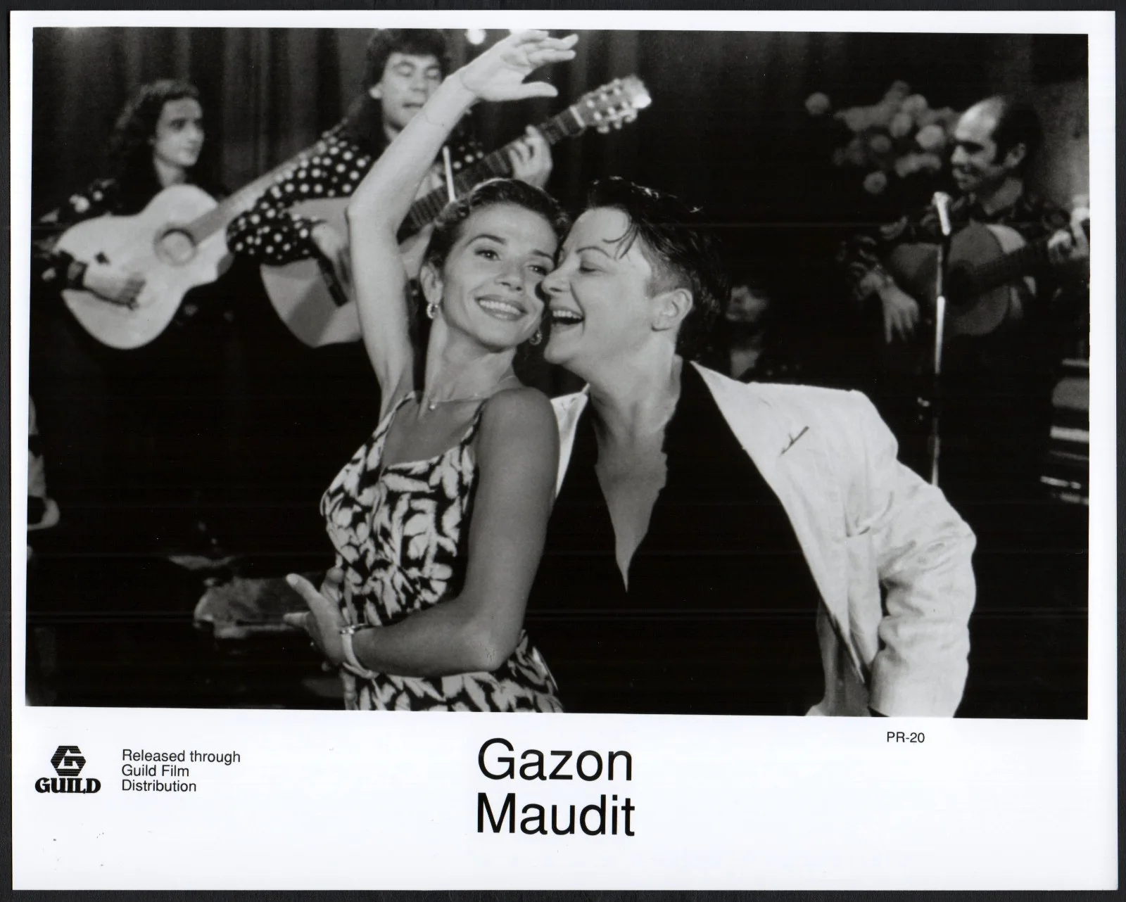 GAZON MAUDIT 1995 Victoria Abril, Josiane Balasko, Alain Chabat 5 10x8 STILLS, изображение 5