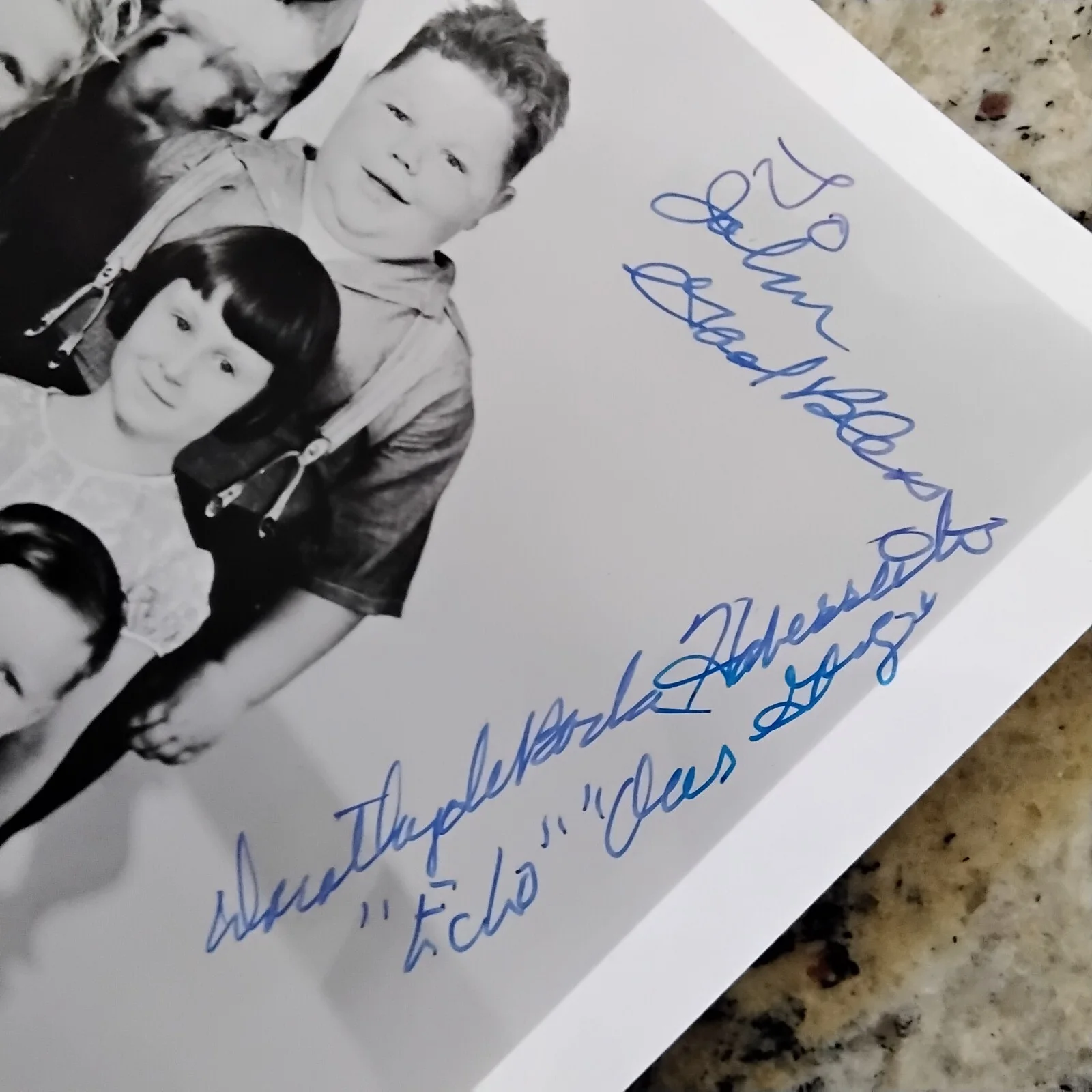 Dorothy DeBorba Signed Photo 30s Movie Child Actress "Echo" Our Gang Cast, изображение 3