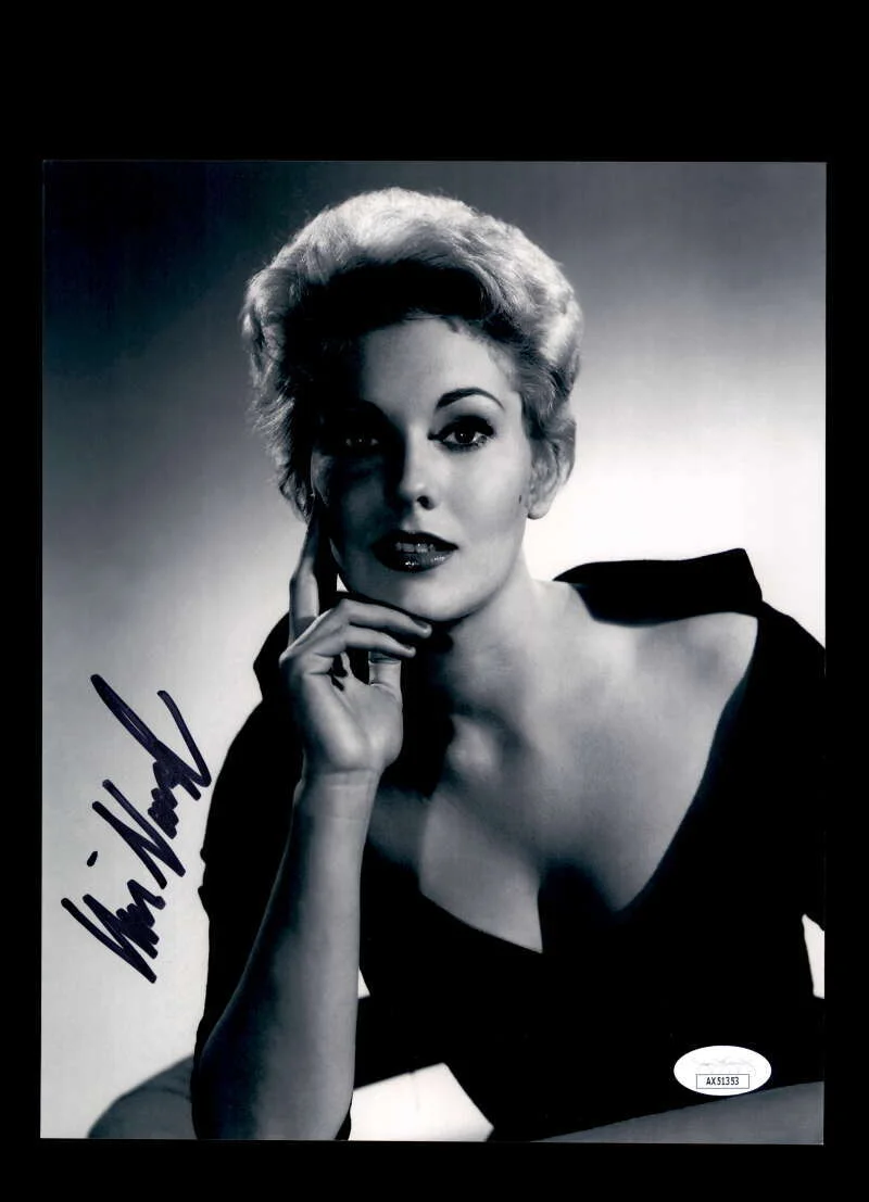 Kim Novak — Kim Novak JSA Coa Signed 8x10 Photo Autograph