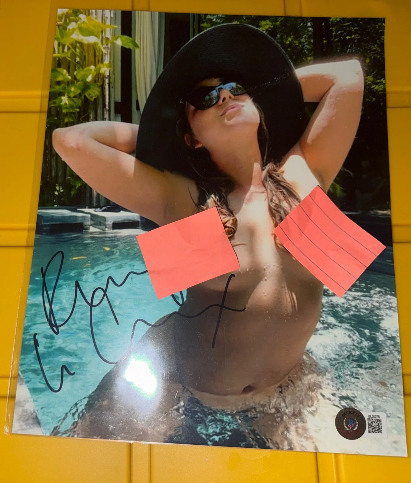 REMY LACROIX — ADULT STAR REMY LACROIX HAND SIGNED TOPLESS 8X10 BAS COA BL20276, 100% AUTHENTIC