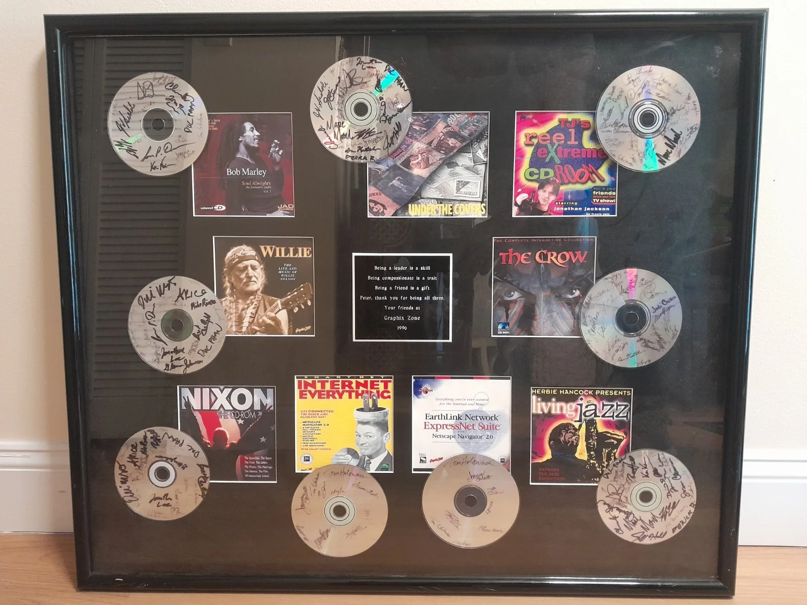 Extremely Rare Graphix Zone 1996 Signed Cds Bob Marley Willie And More, image 2