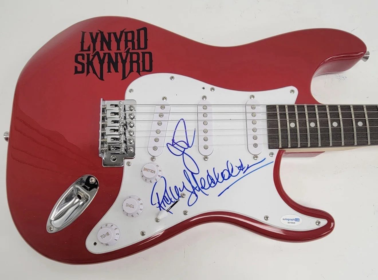 Lynyrd Skynyrd Gary Rossington Signed Red Electric Guitar Autographed COA, изображение 4