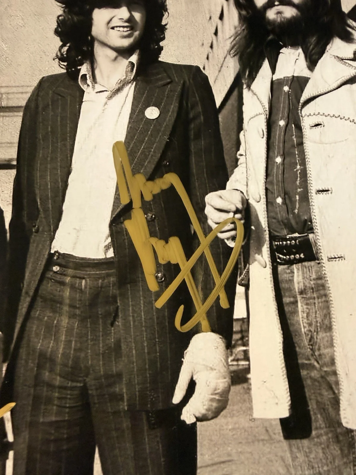 Signed Led Zeppelin Photo With COA Robert Plant Jimmy Page John Paul Jones, image 2