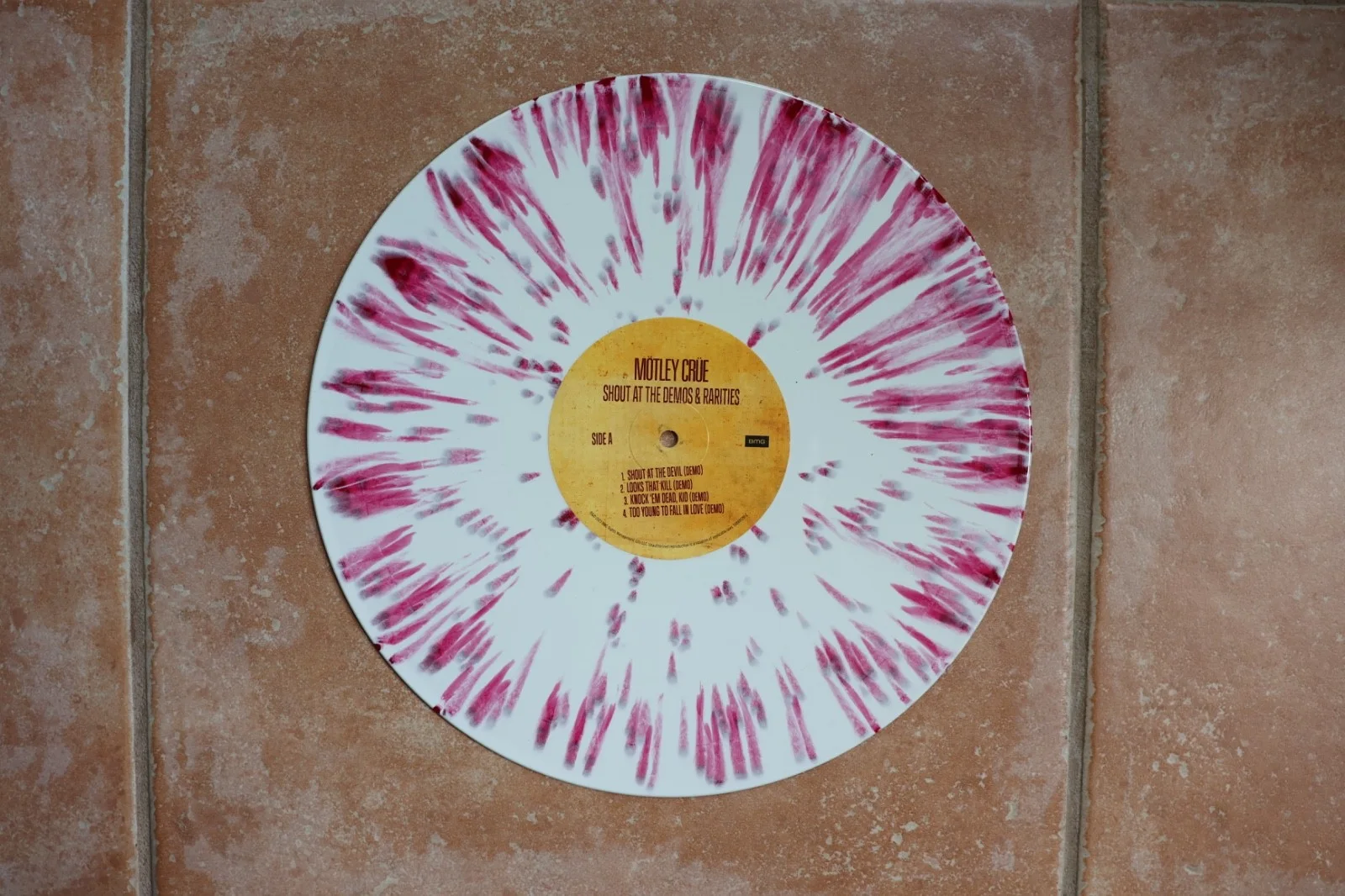Nikki Sixx Signed Autographed Motley Crue Shout At The Devil Demos 40th Album, изображение 3