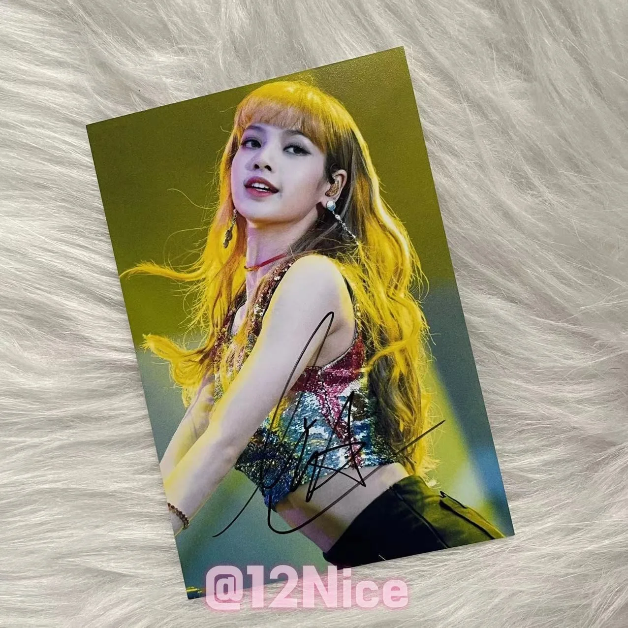 LISA — BLACKPINK LISA Limited Autographed Hand Signed Photo 4*6 inches, изображение 3