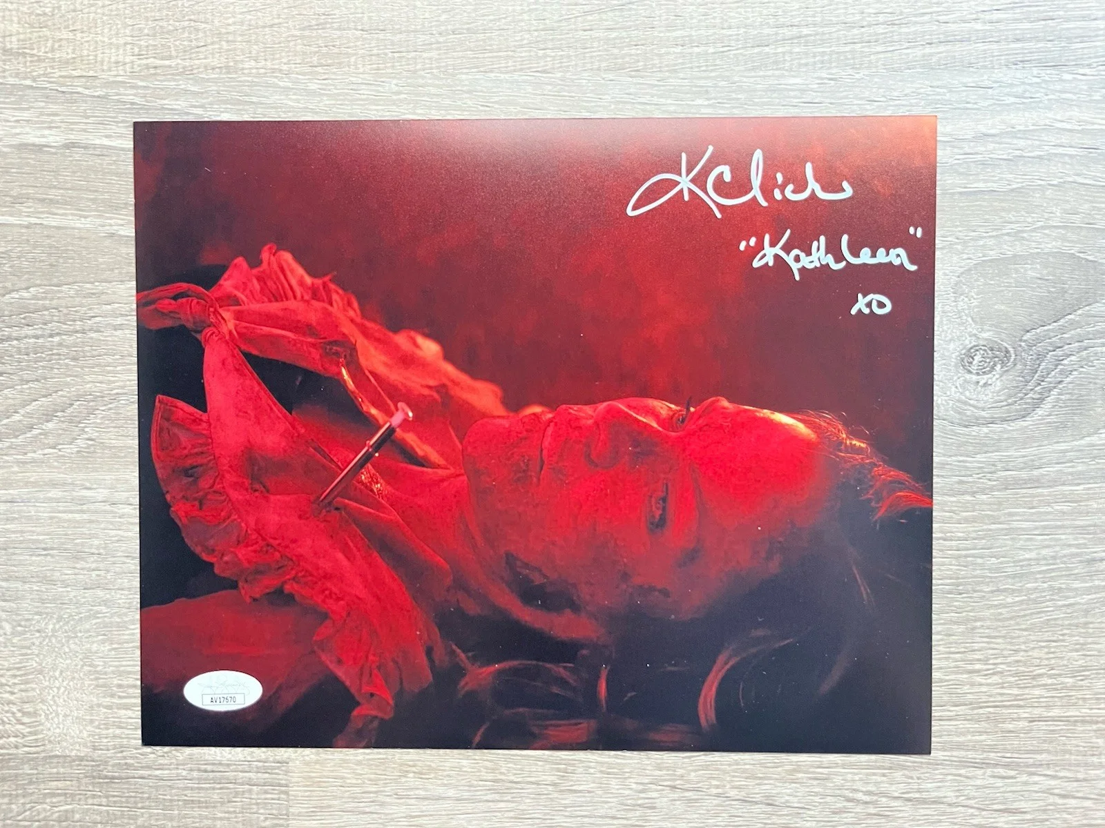 Karen Cliche — Karen Cliche Signed Thanksgiving 8x10 Photo JSA COA Horror Autograph, изображение 2